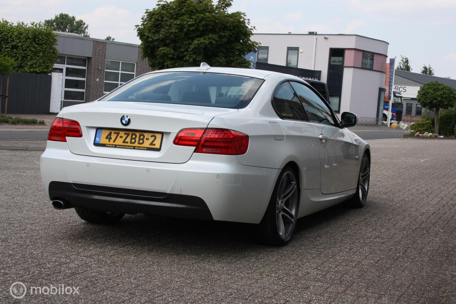 Foto van BMW 320i