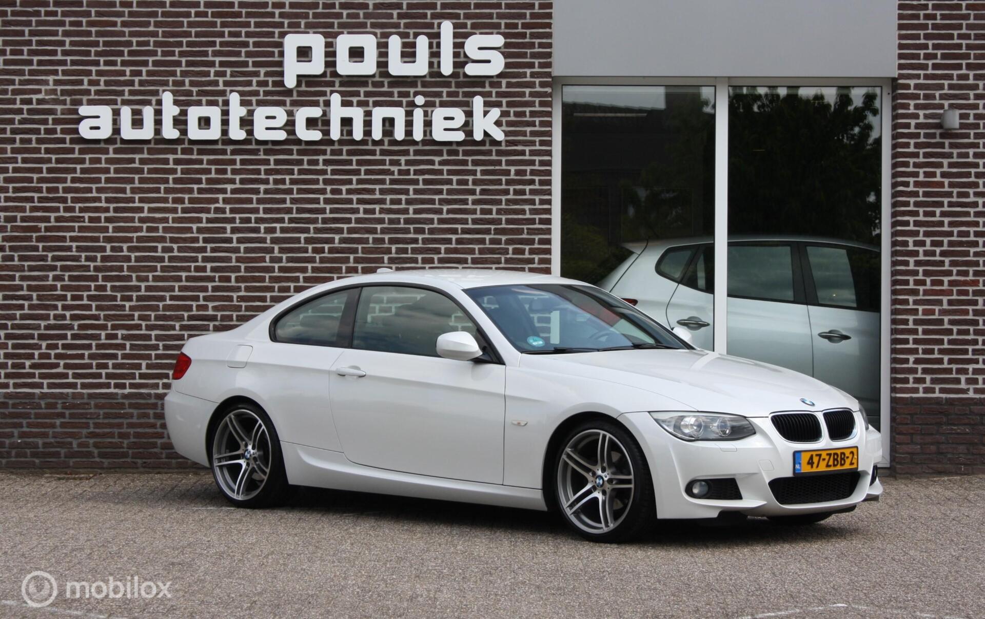BMW 320i 320i High Exe. ///M Sport, 19'', 90.000 km 2012 - voorkant