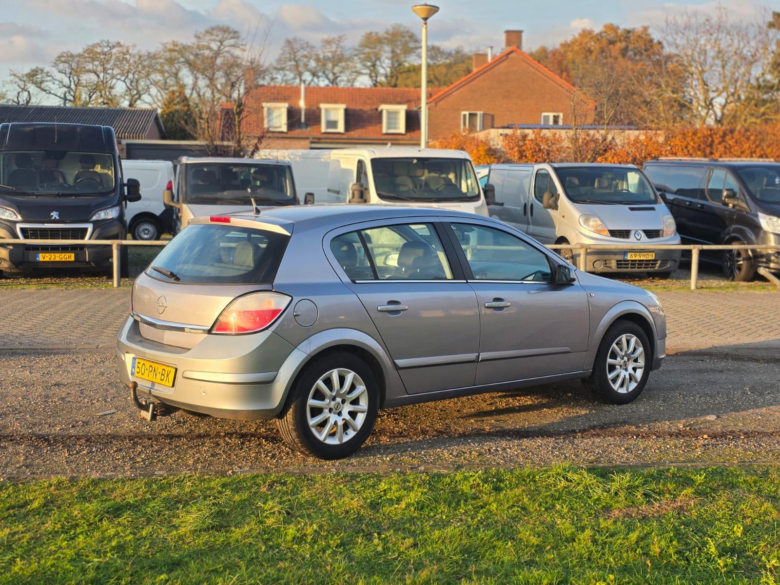 Foto van Opel Astra