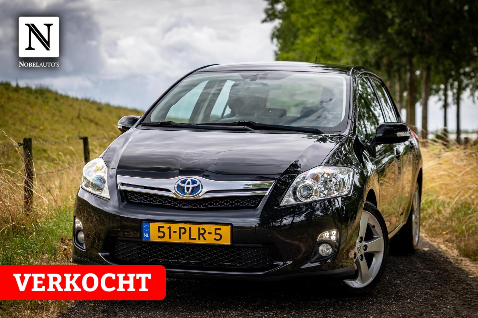 Toyota Toyota Auris 1.8 Full Hybrid Executive | NAP | PDC | Cruise 2011 - voorkant