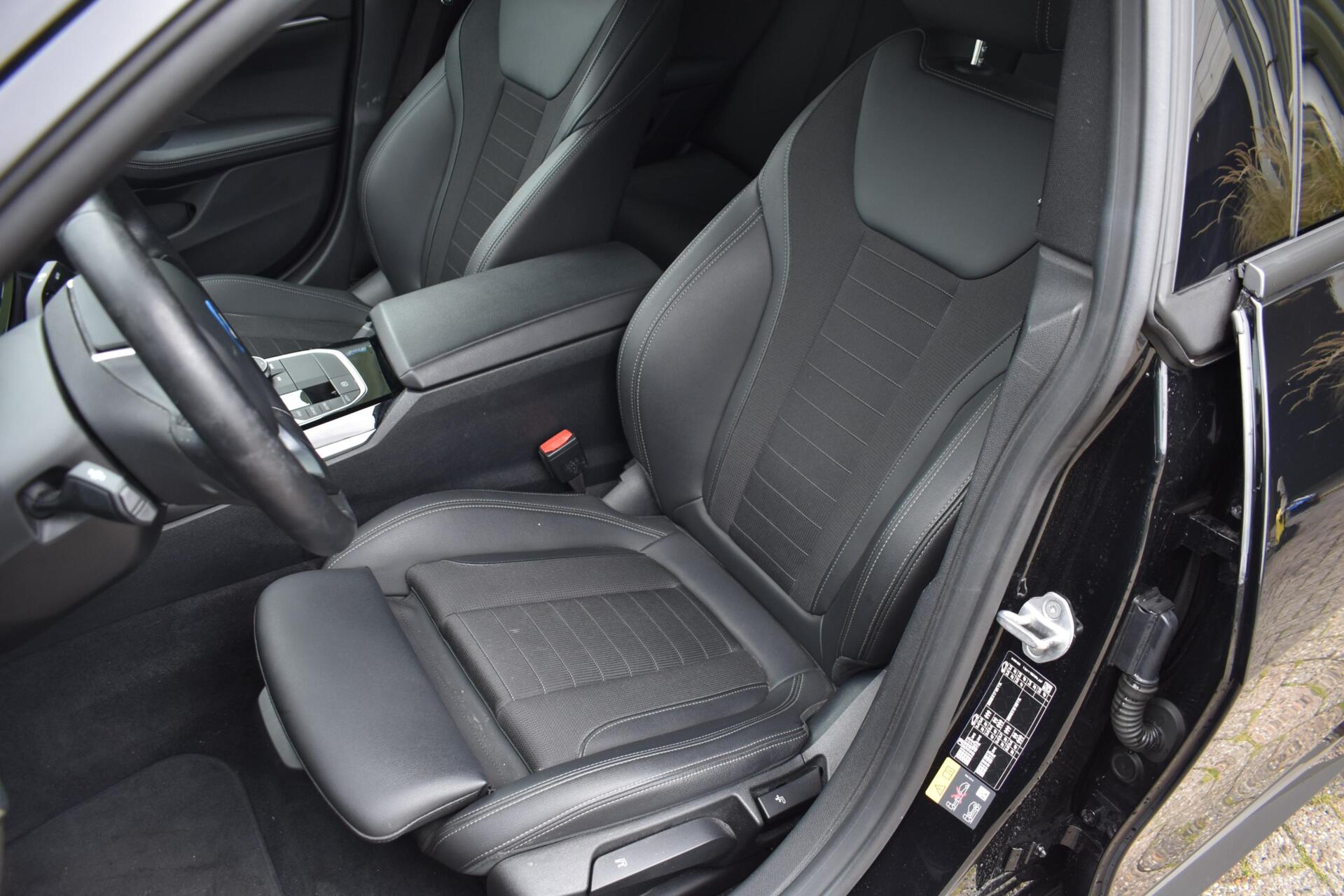 Foto van BMW I4 Edrive40