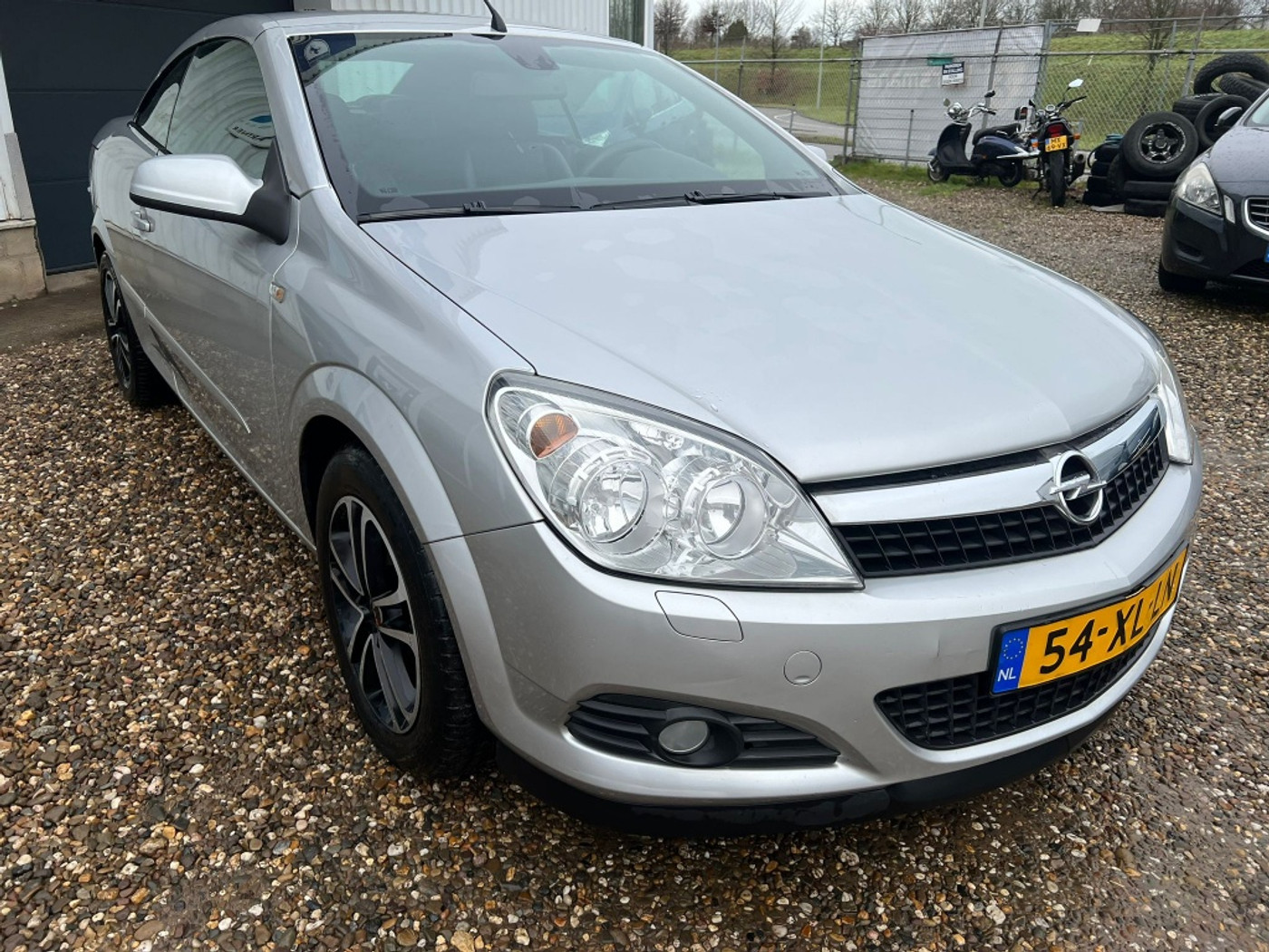 Foto van Opel Astra Twin Top