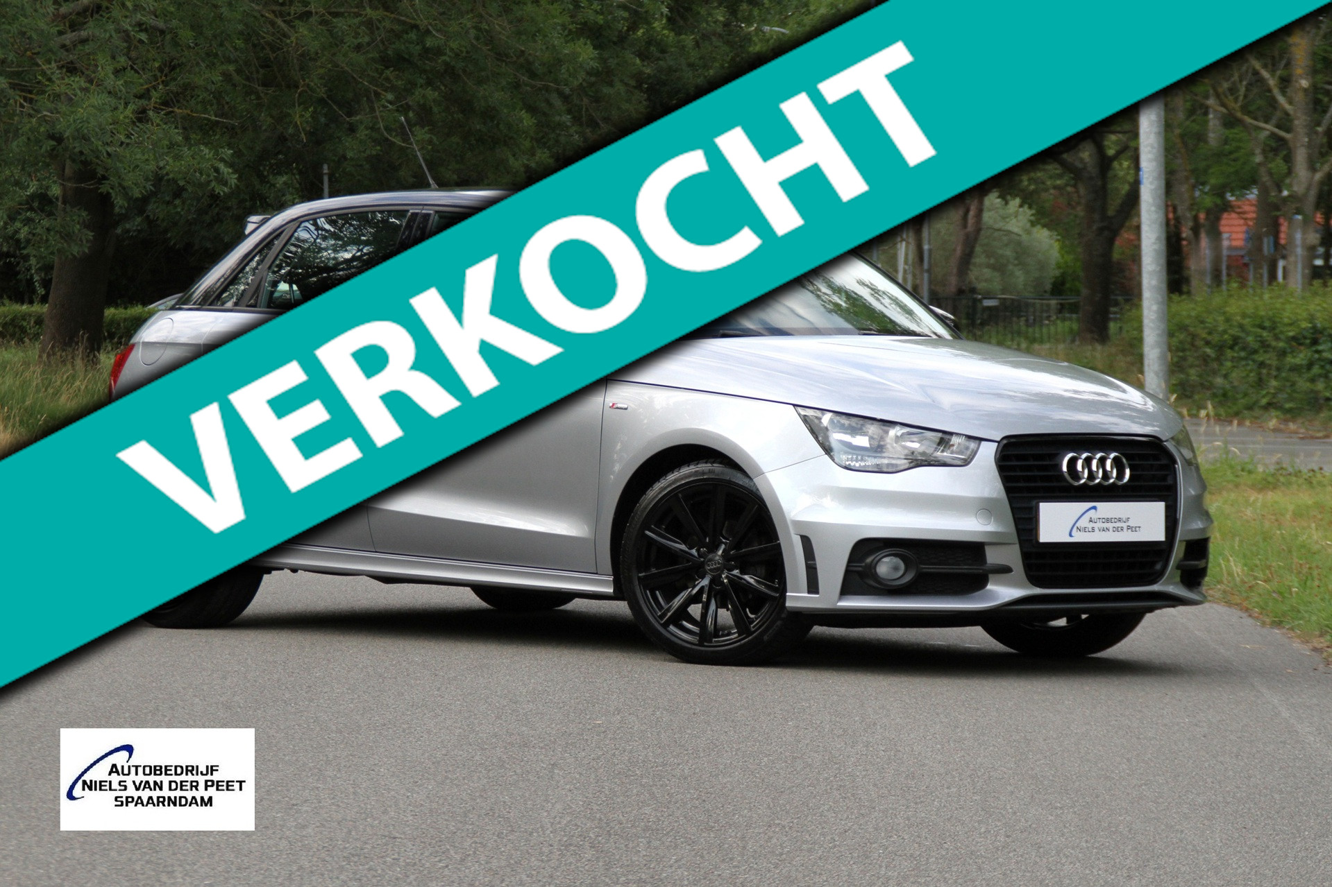 Audi A1 Sportback 1.2 TFSI Admired S-Line / Cruise control / Airco / Sportvelgen / Parkeersensoren / Van 1e eigenaresse 2014 - voorkant
