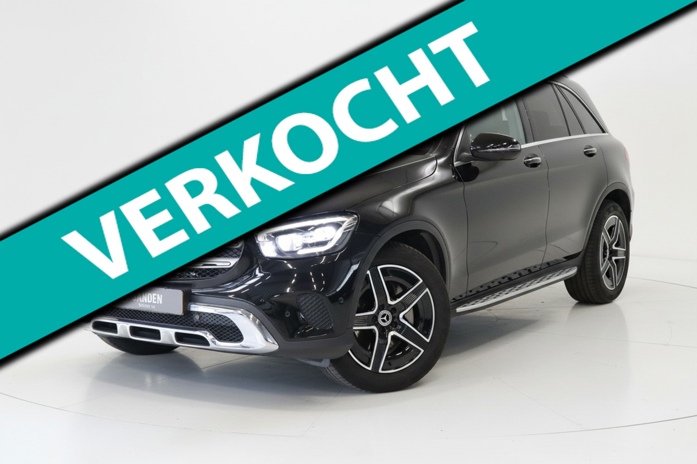 Mercedes-Benz GLC 300 4Matic 300 4MATIC Premium Plus|AMG |LED|Panoramdak|Camera|Electrische Stoelen|Electr Trekhaak|Etc. 2019 - voorkant