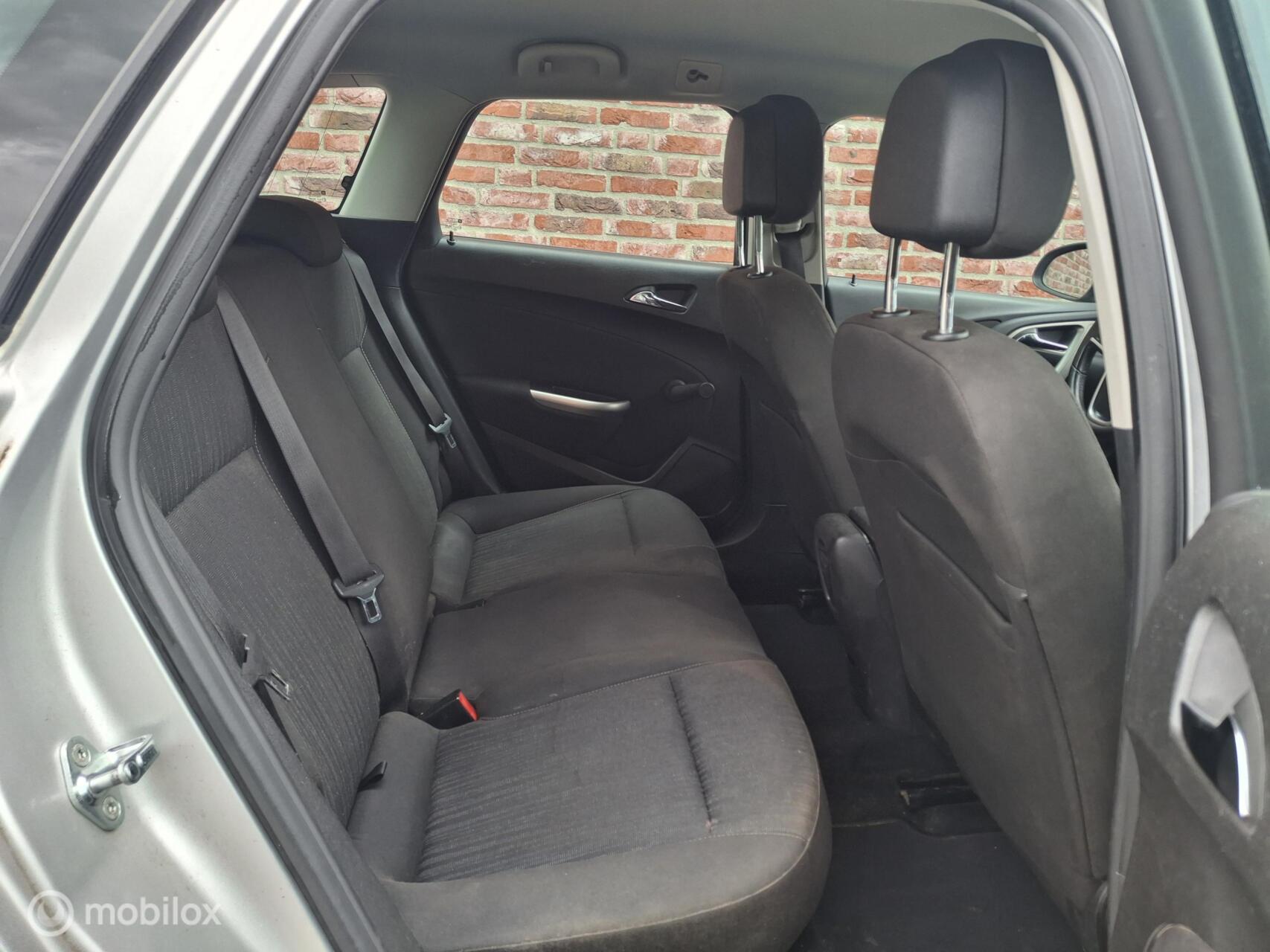 Foto van Opel Astra Sports Tourer