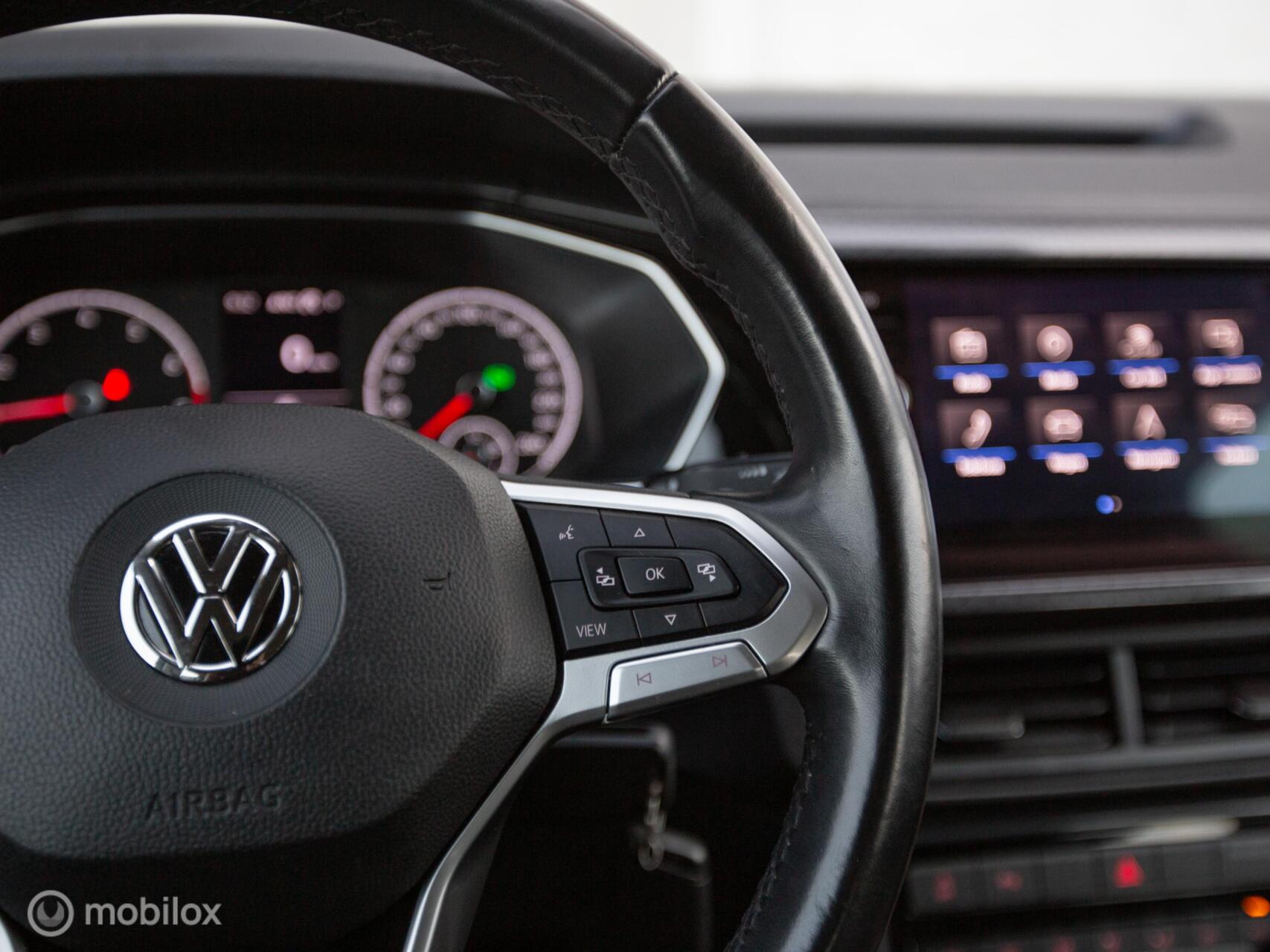 Foto van Volkswagen T-cross