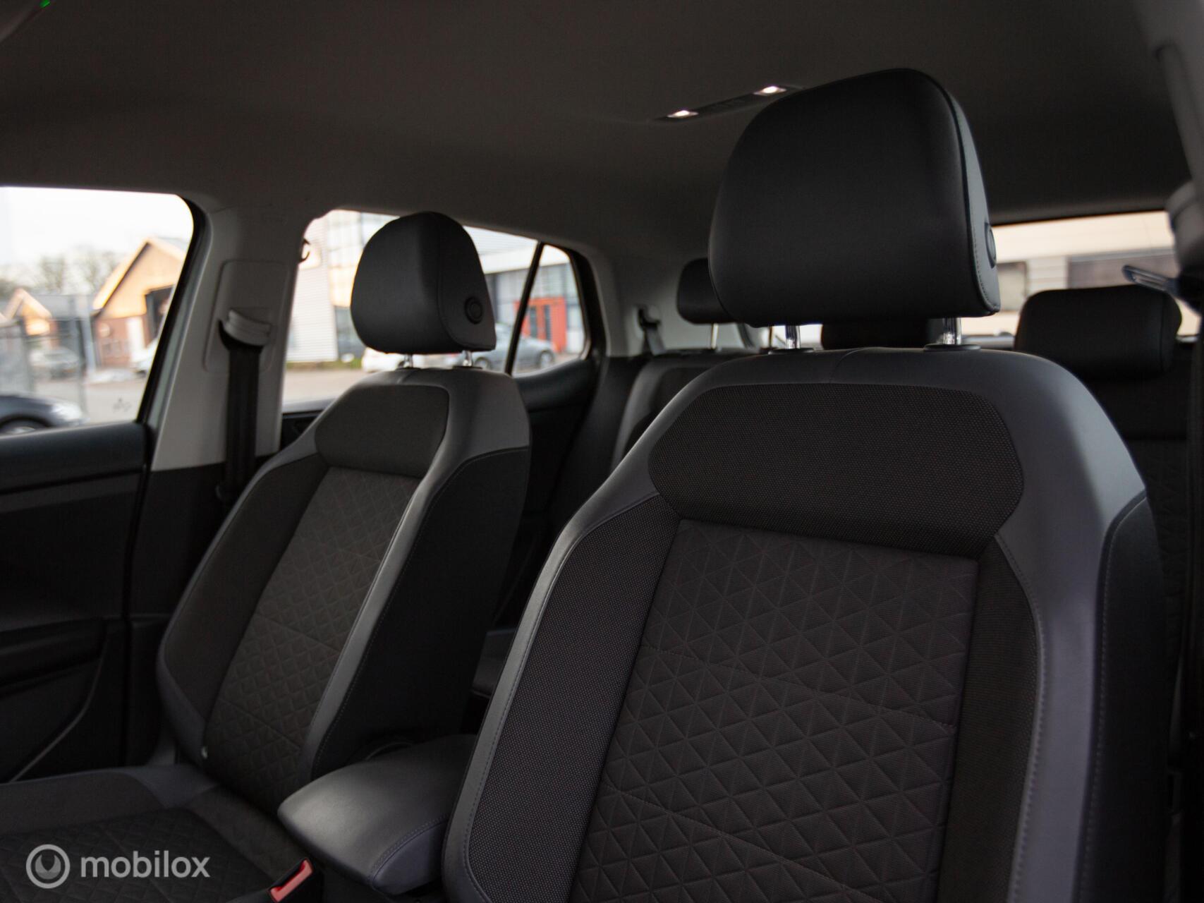 Foto van Volkswagen T-cross