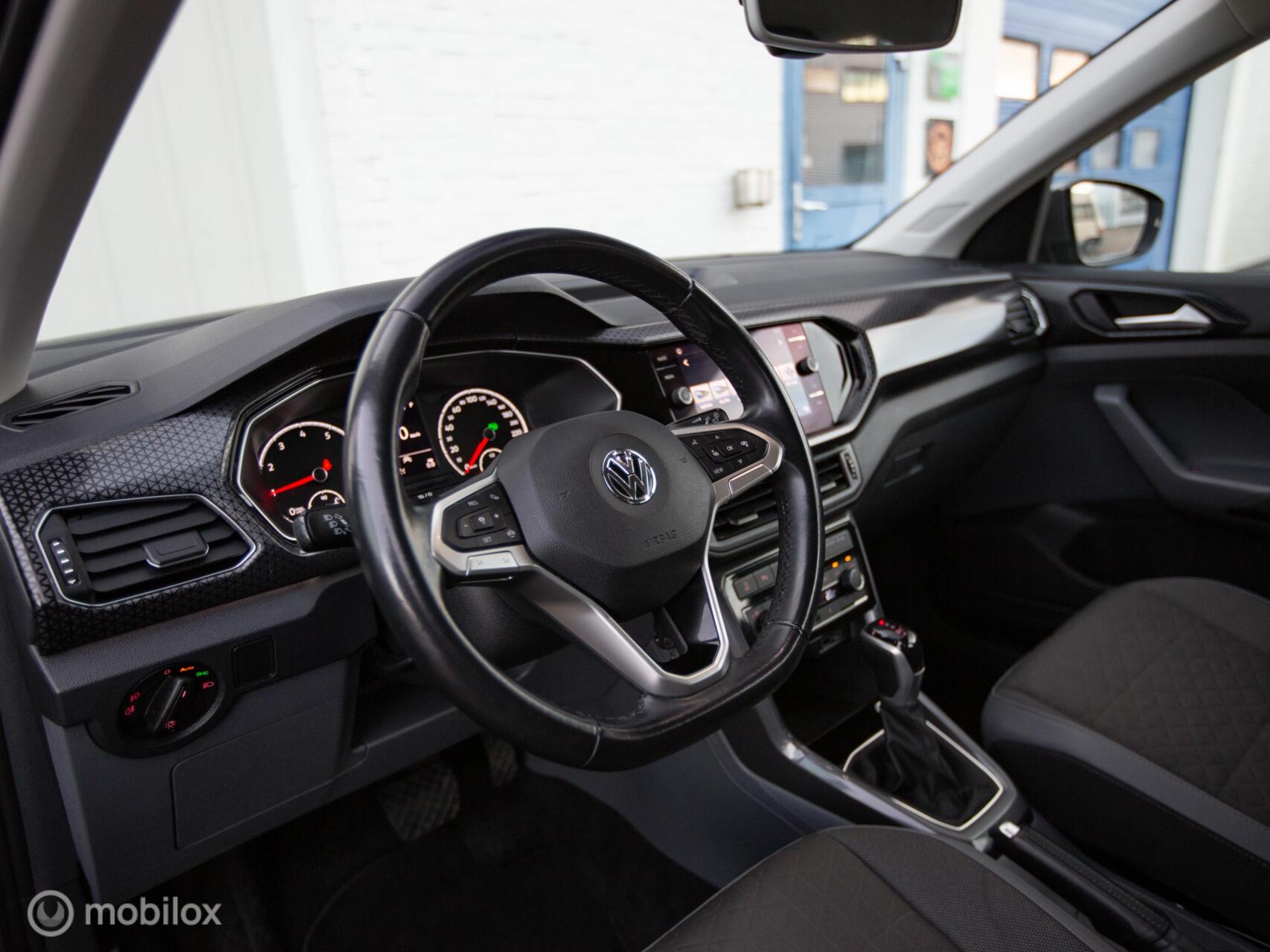 Foto van Volkswagen T-cross