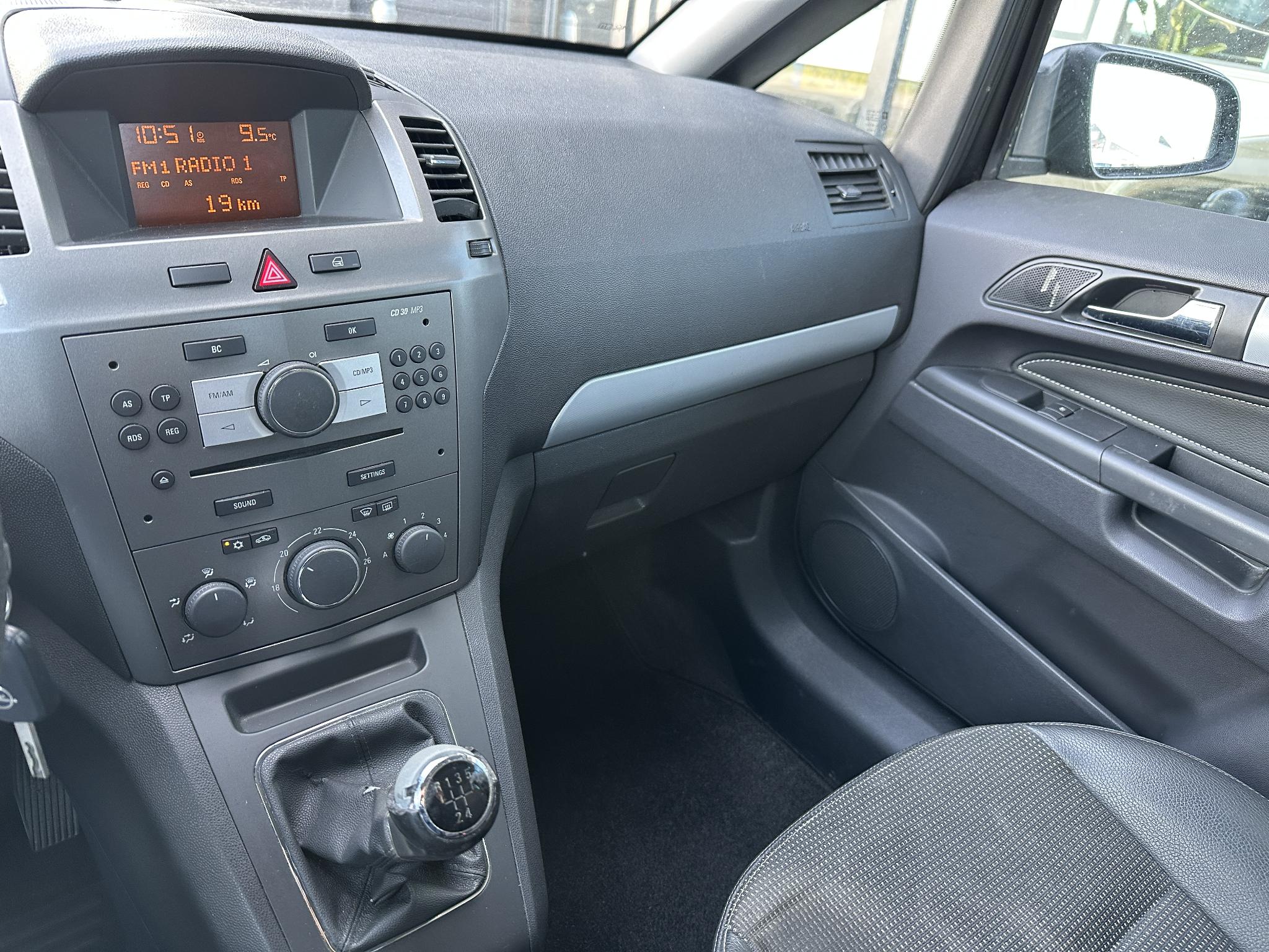 Foto van Opel Zafira