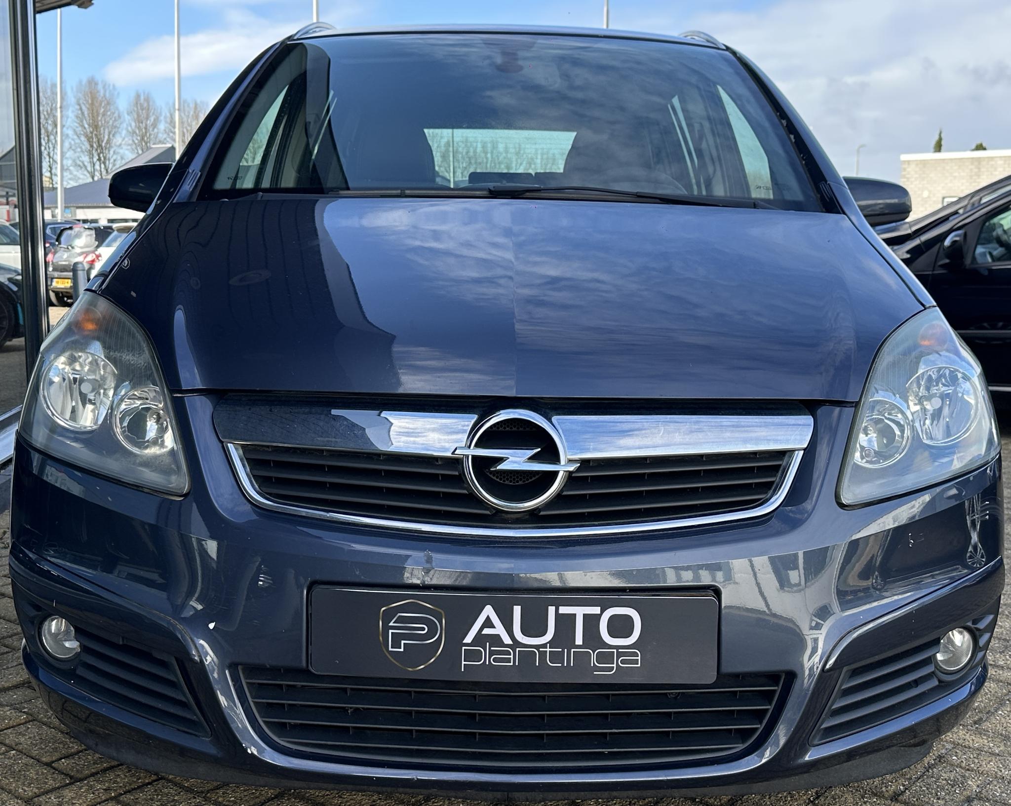 Foto van Opel Zafira