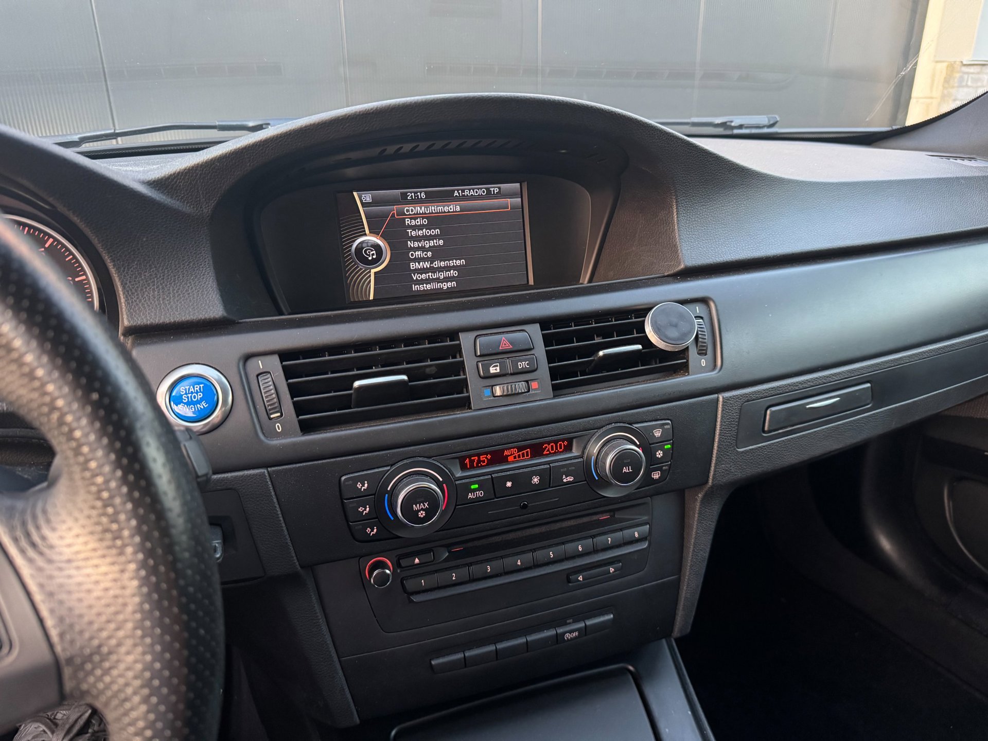 Foto van BMW 320i