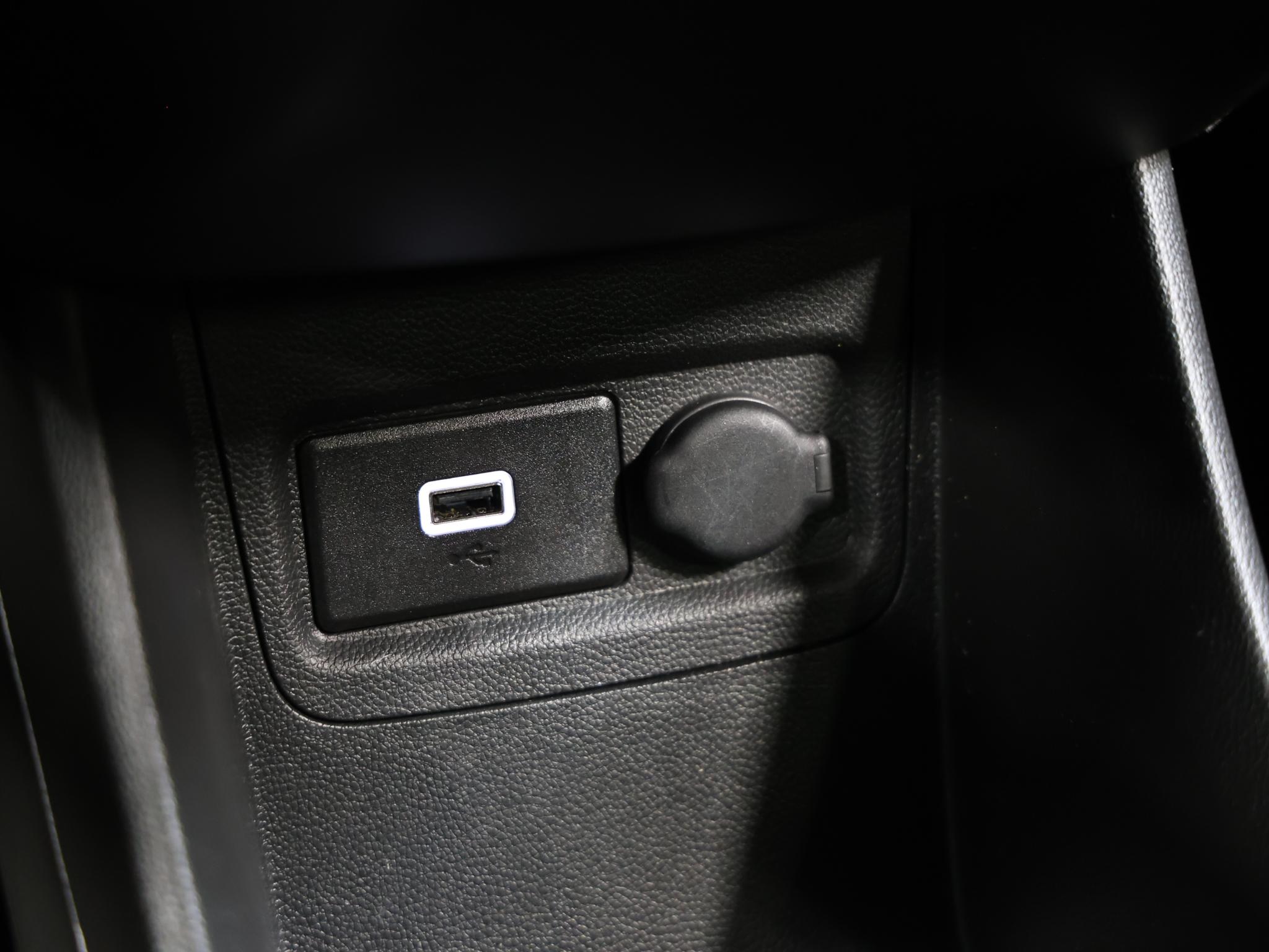Foto van Opel Karl Rocks / Viva Rocks