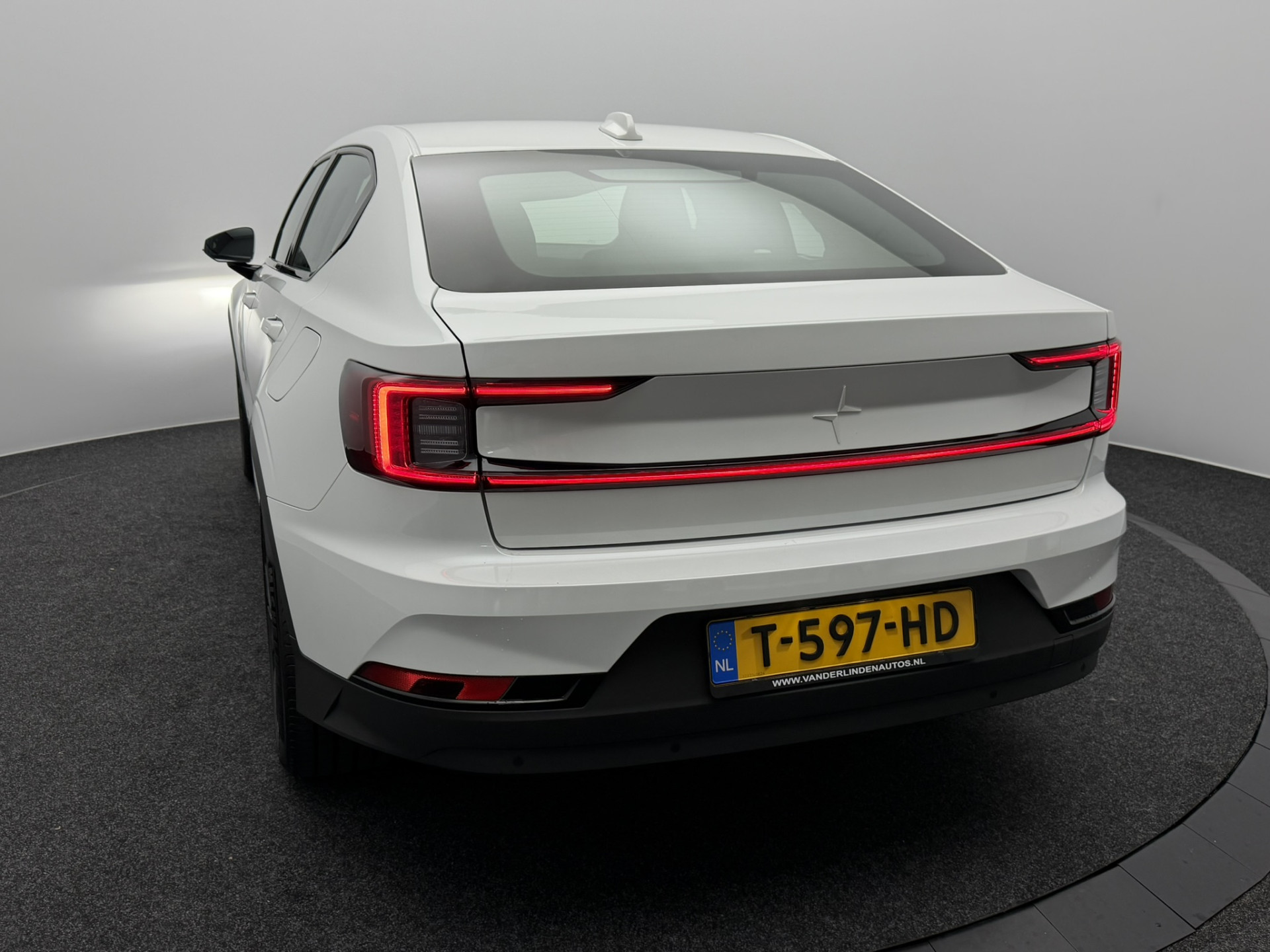 Foto van Polestar Polestar 2