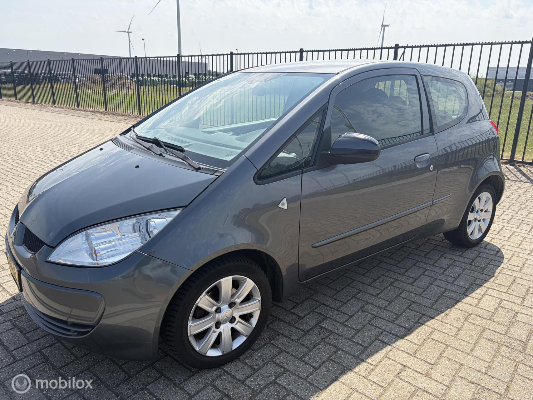 Foto van Mitsubishi Mitsubishi Colt