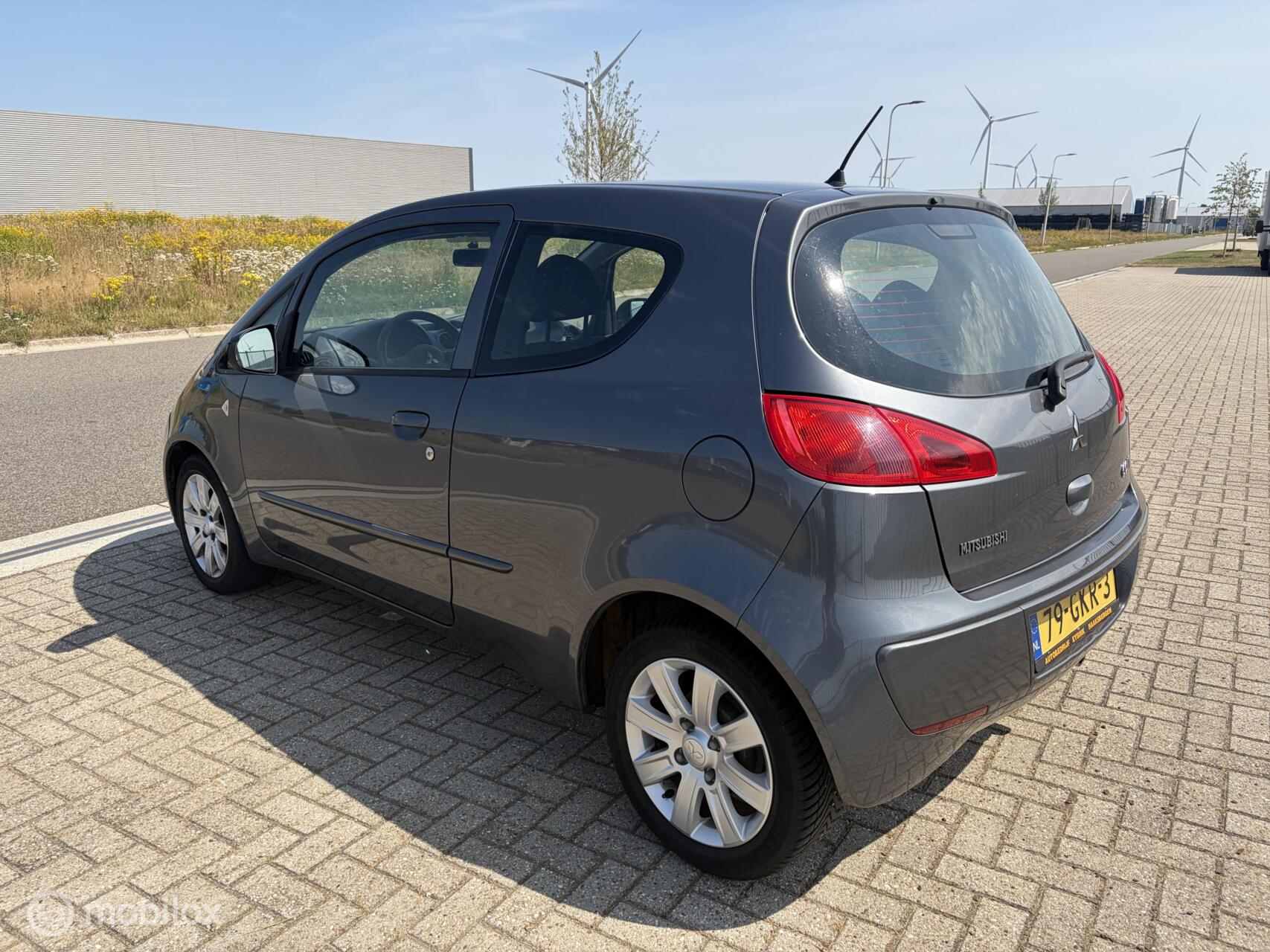 Foto van Mitsubishi Mitsubishi Colt