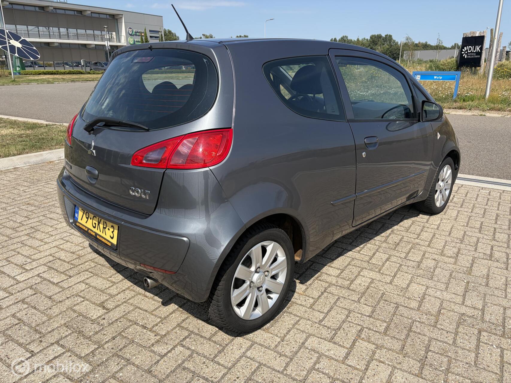 Foto van Mitsubishi Mitsubishi Colt