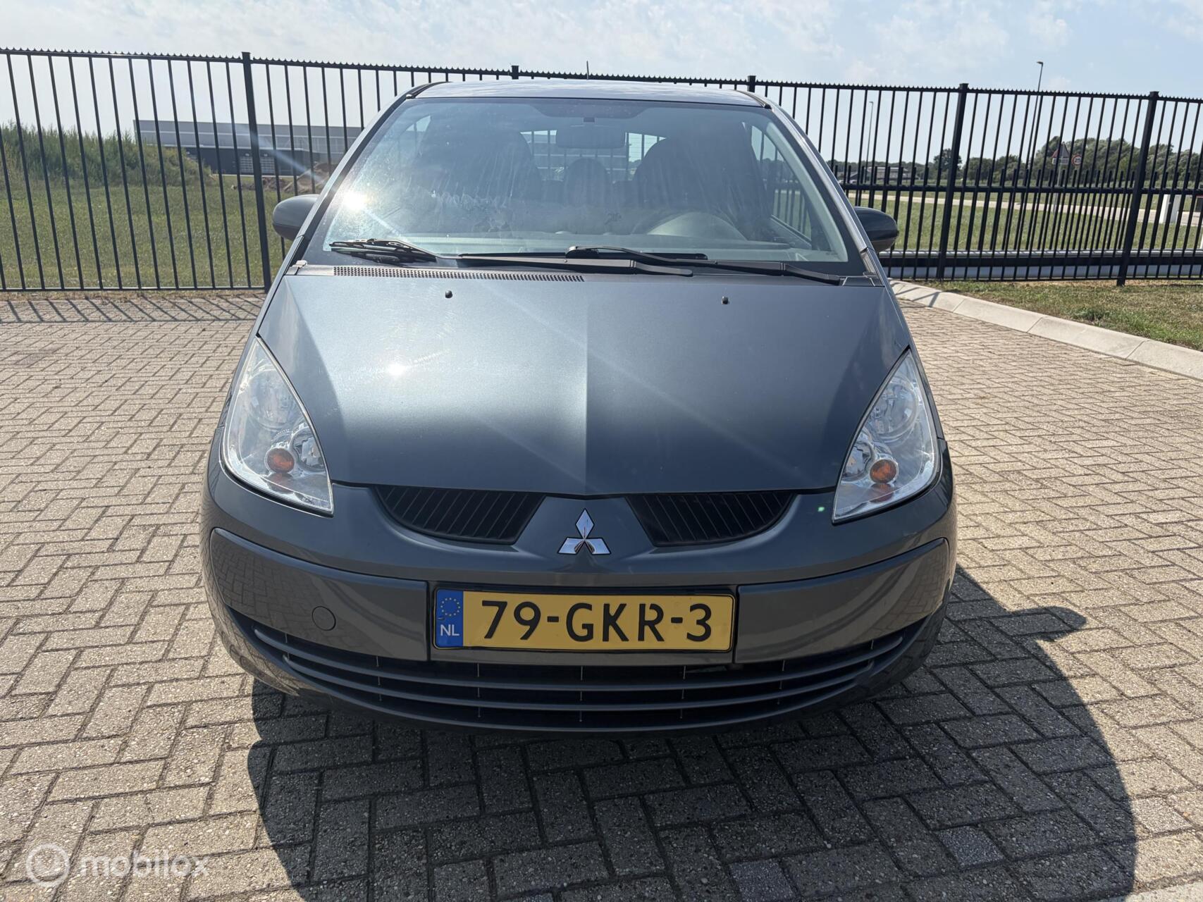 Foto van Mitsubishi Mitsubishi Colt