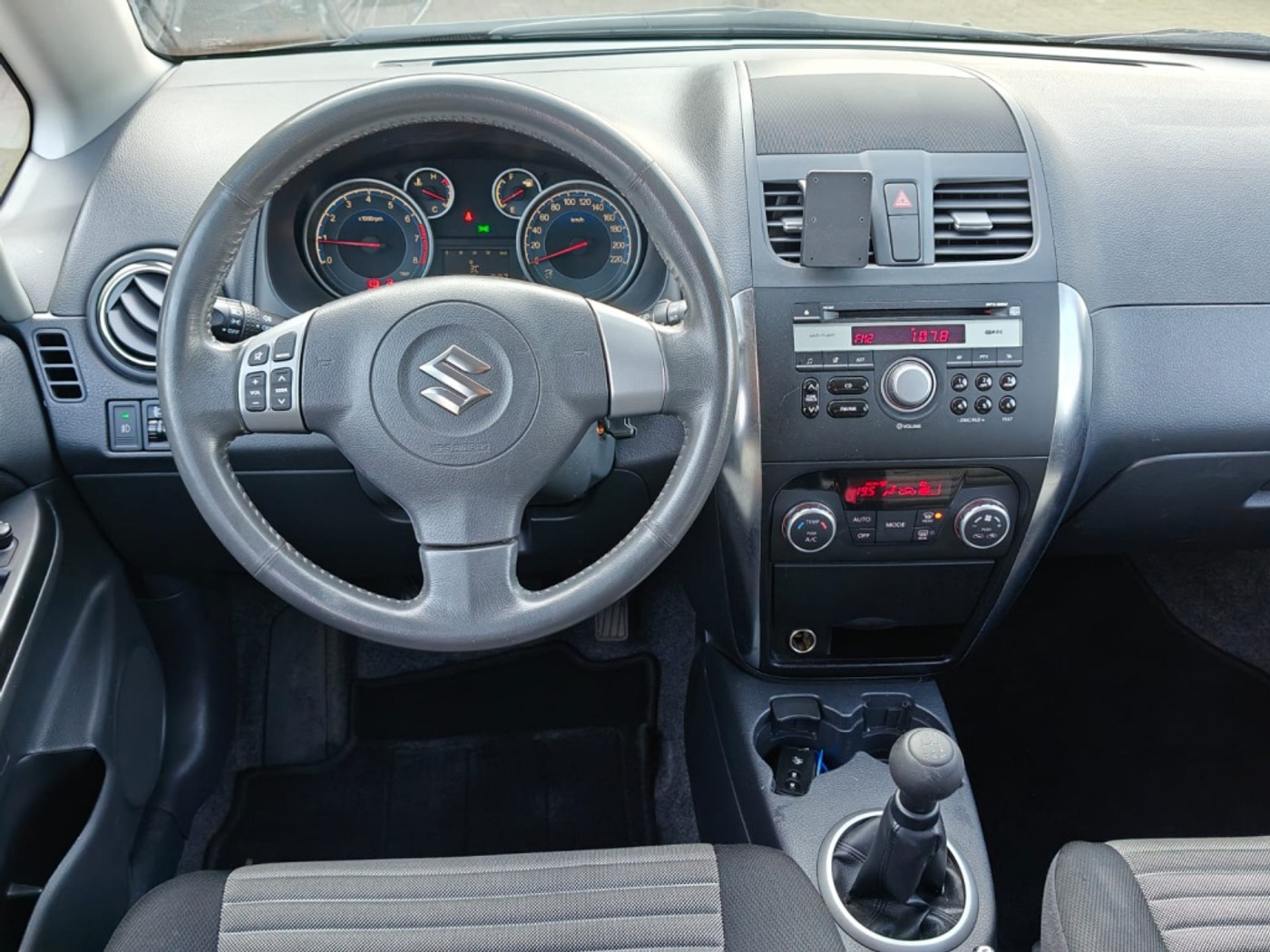 Foto van Suzuki S-cross