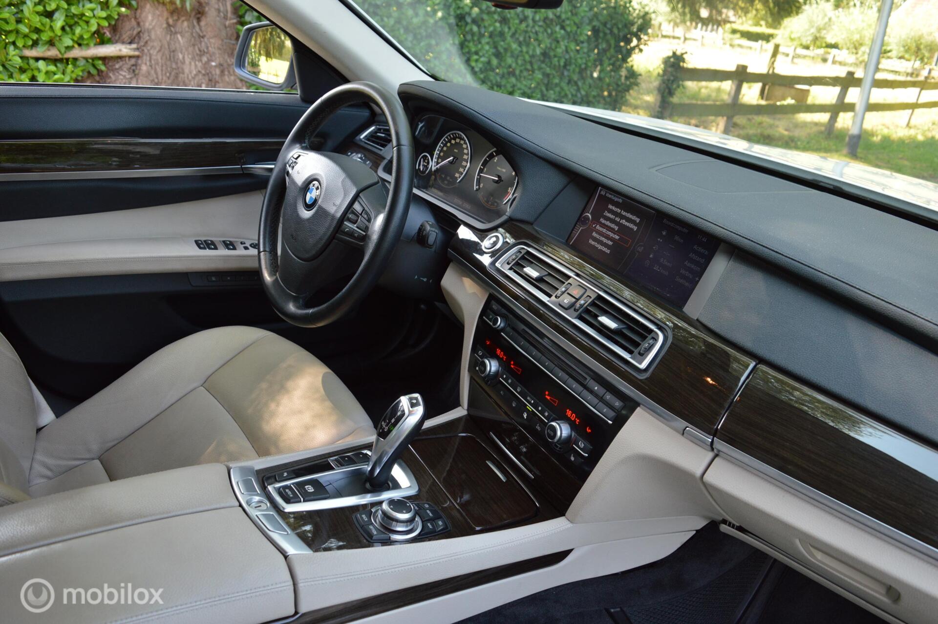 Foto van BMW 740d
