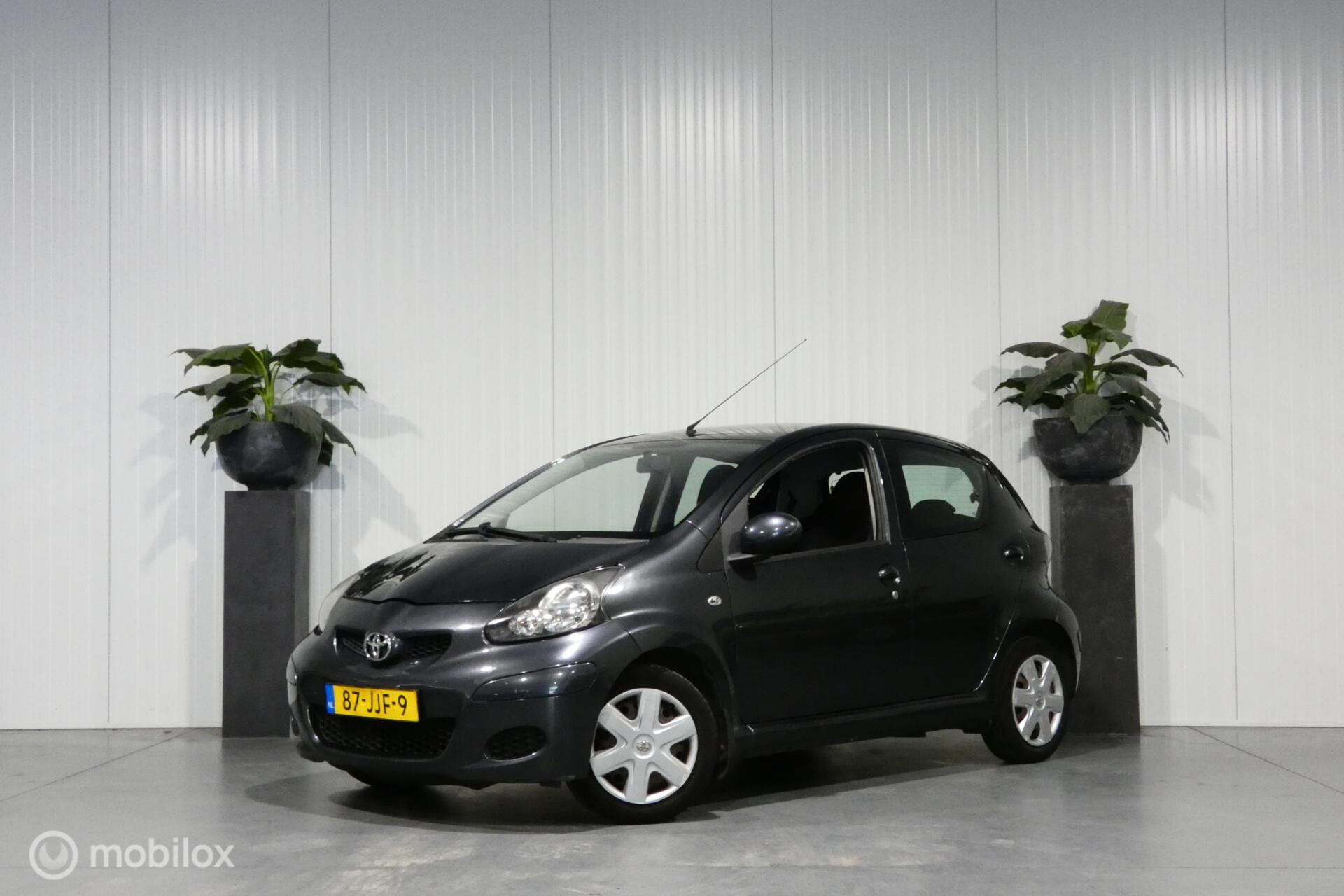 Toyota Toyota Aygo 1.0-12V Comfort 2009 - voorkant