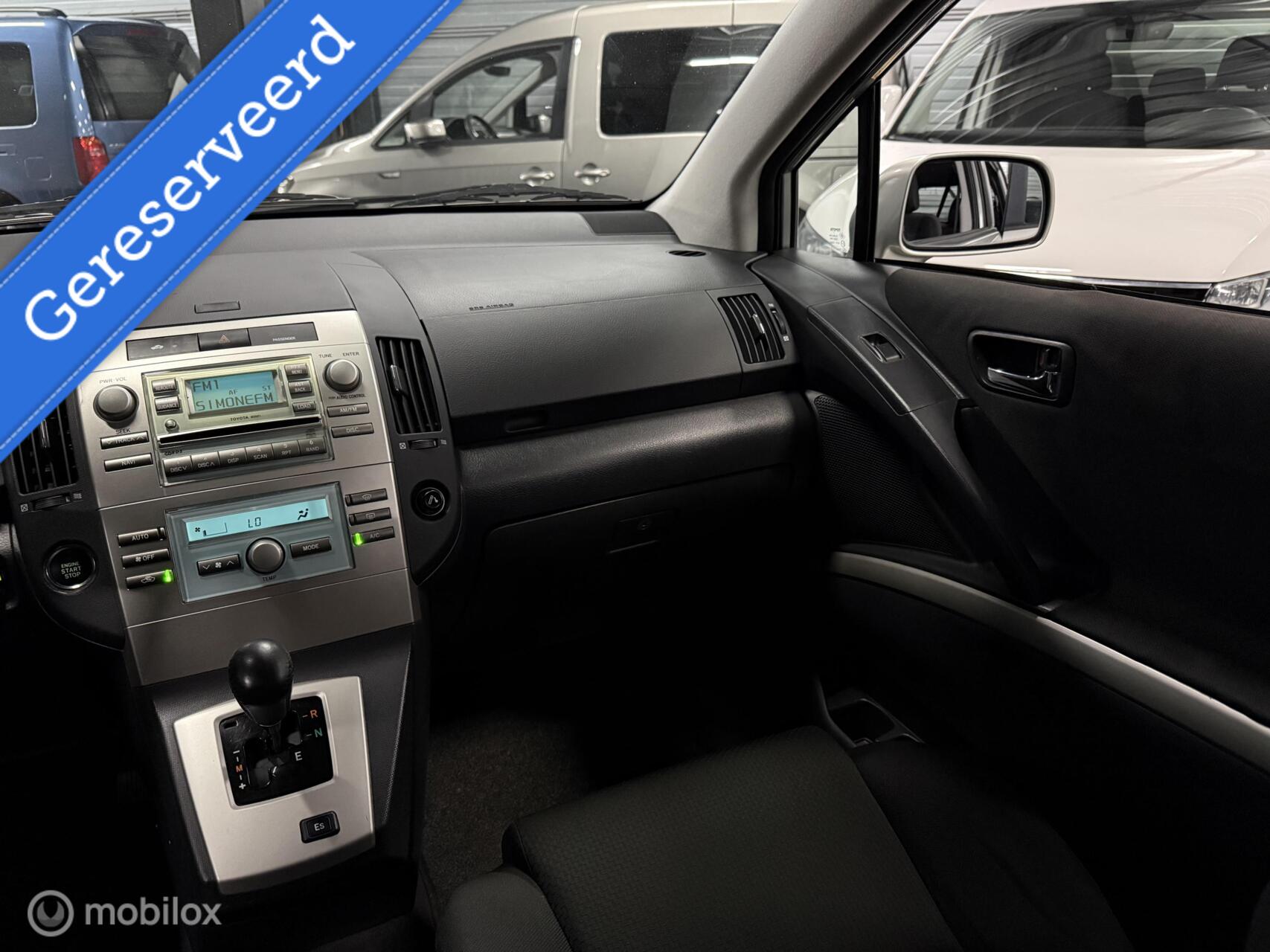 Foto van Toyota Toyota Corolla Verso