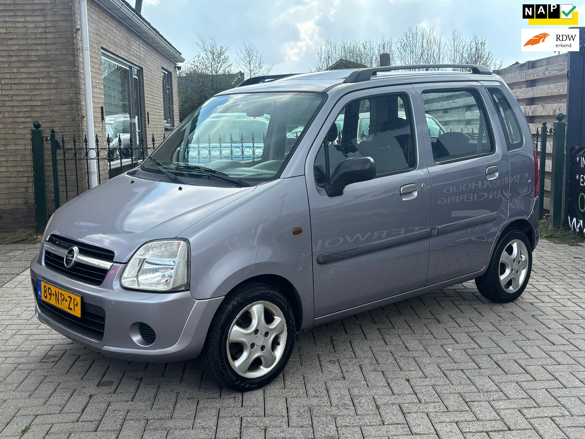 Foto van Opel Agila