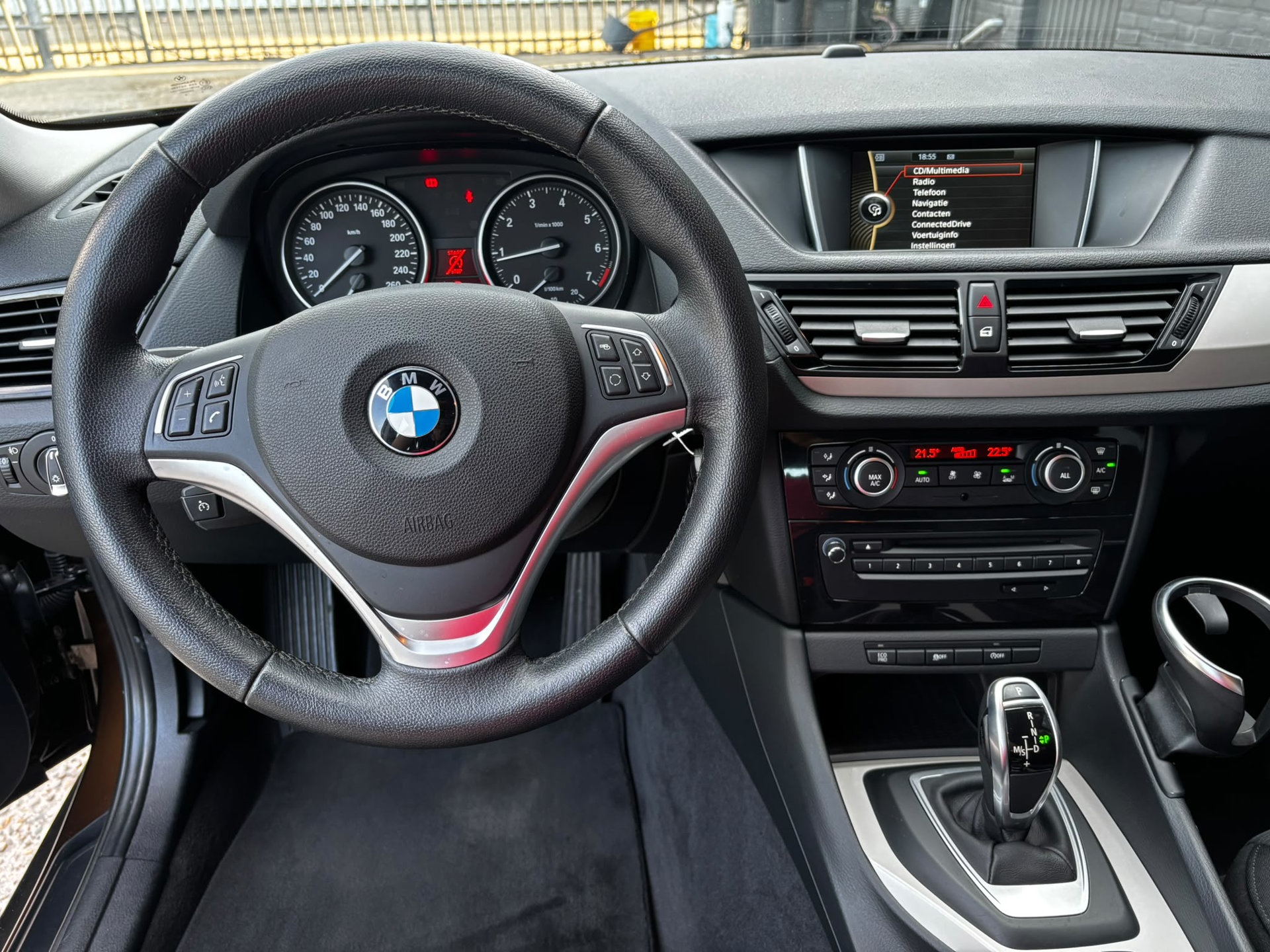Foto van BMW X1