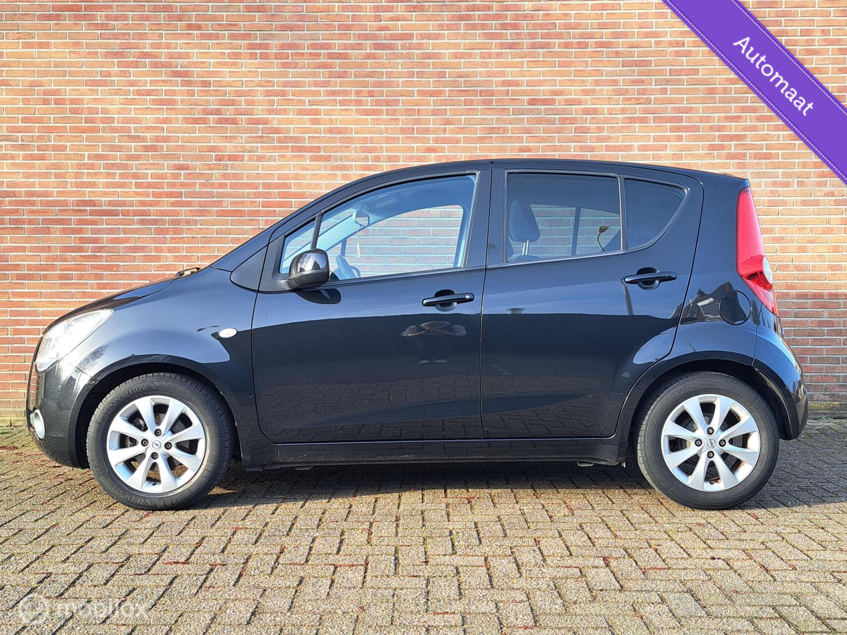 Foto van Opel Agila