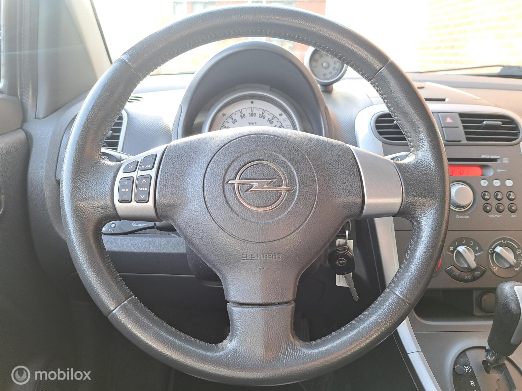 Foto van Opel Agila