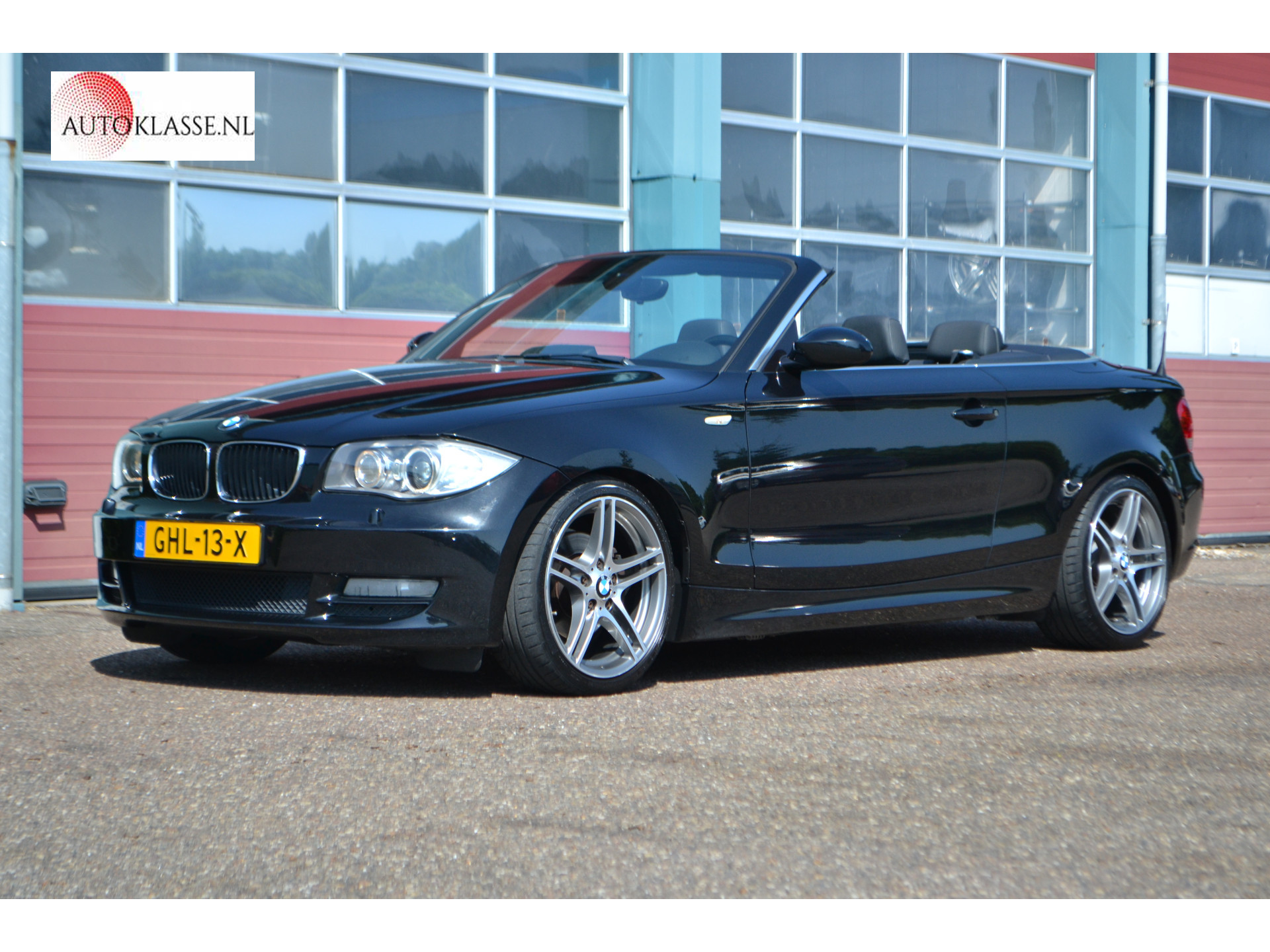 BMW 1er Reihe 125i High Executive AUTOMAAT 2008 - voorkant