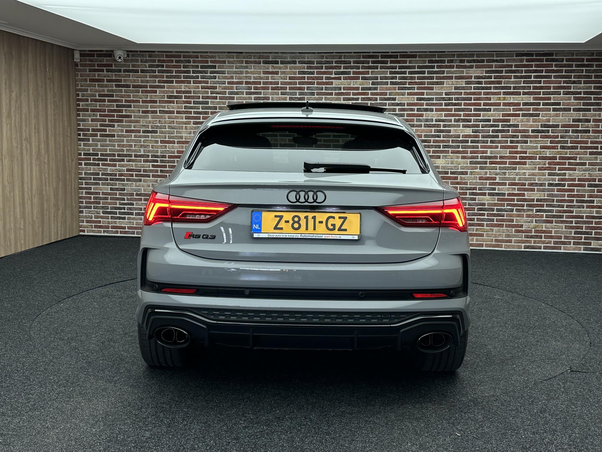 Foto van Audi RS Q3 Sportback