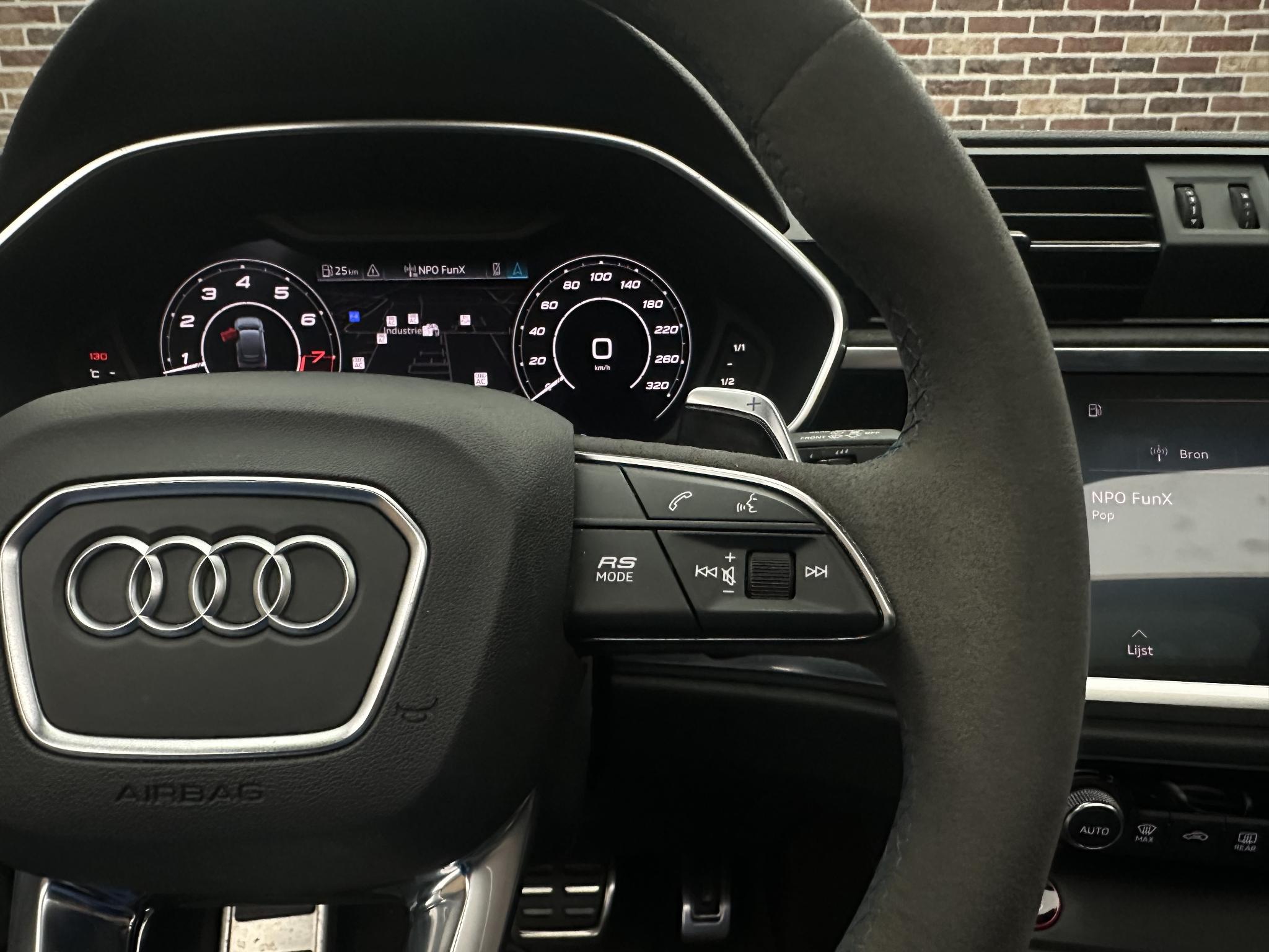Foto van Audi RS Q3 Sportback