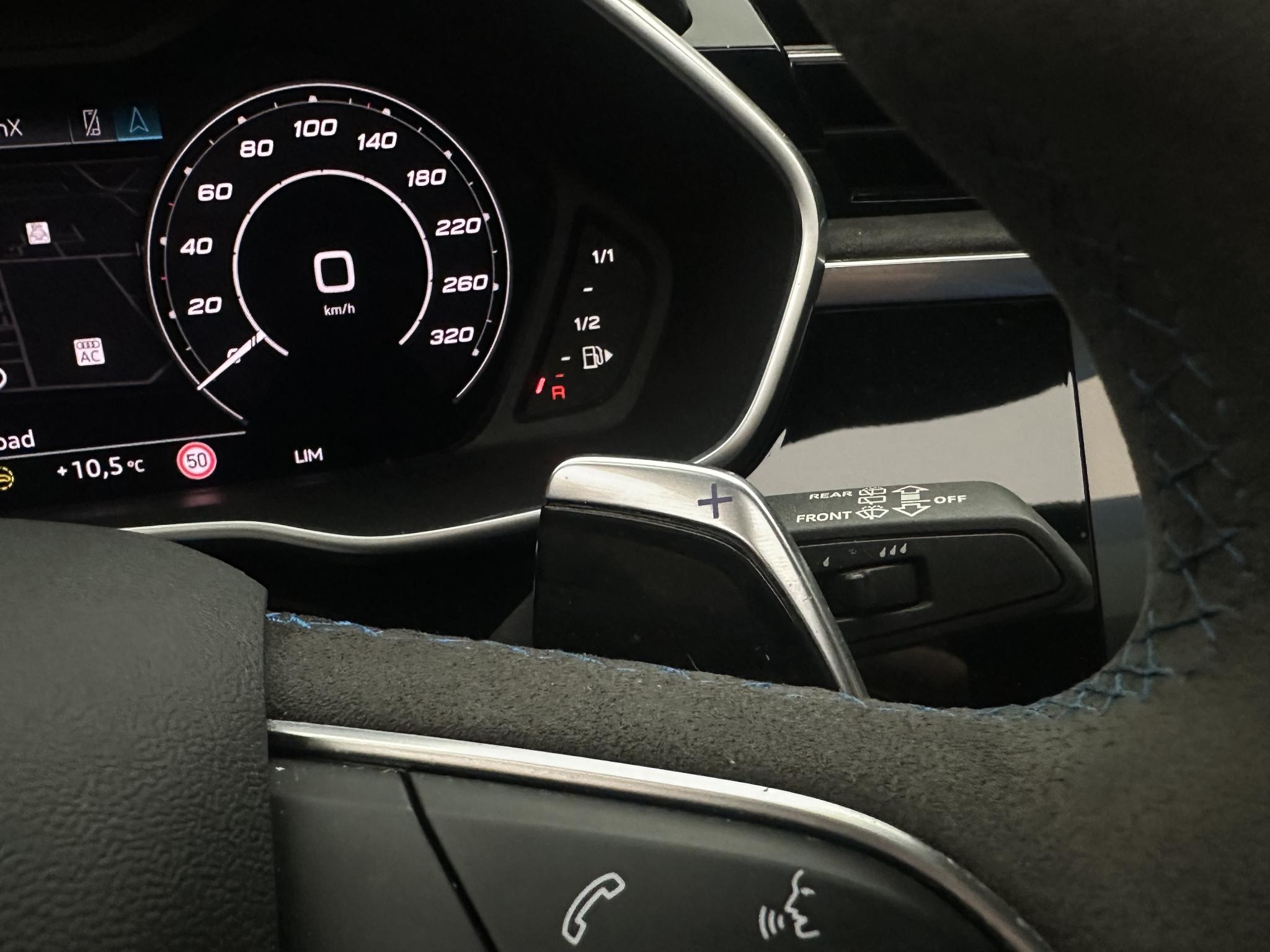 Foto van Audi RS Q3 Sportback