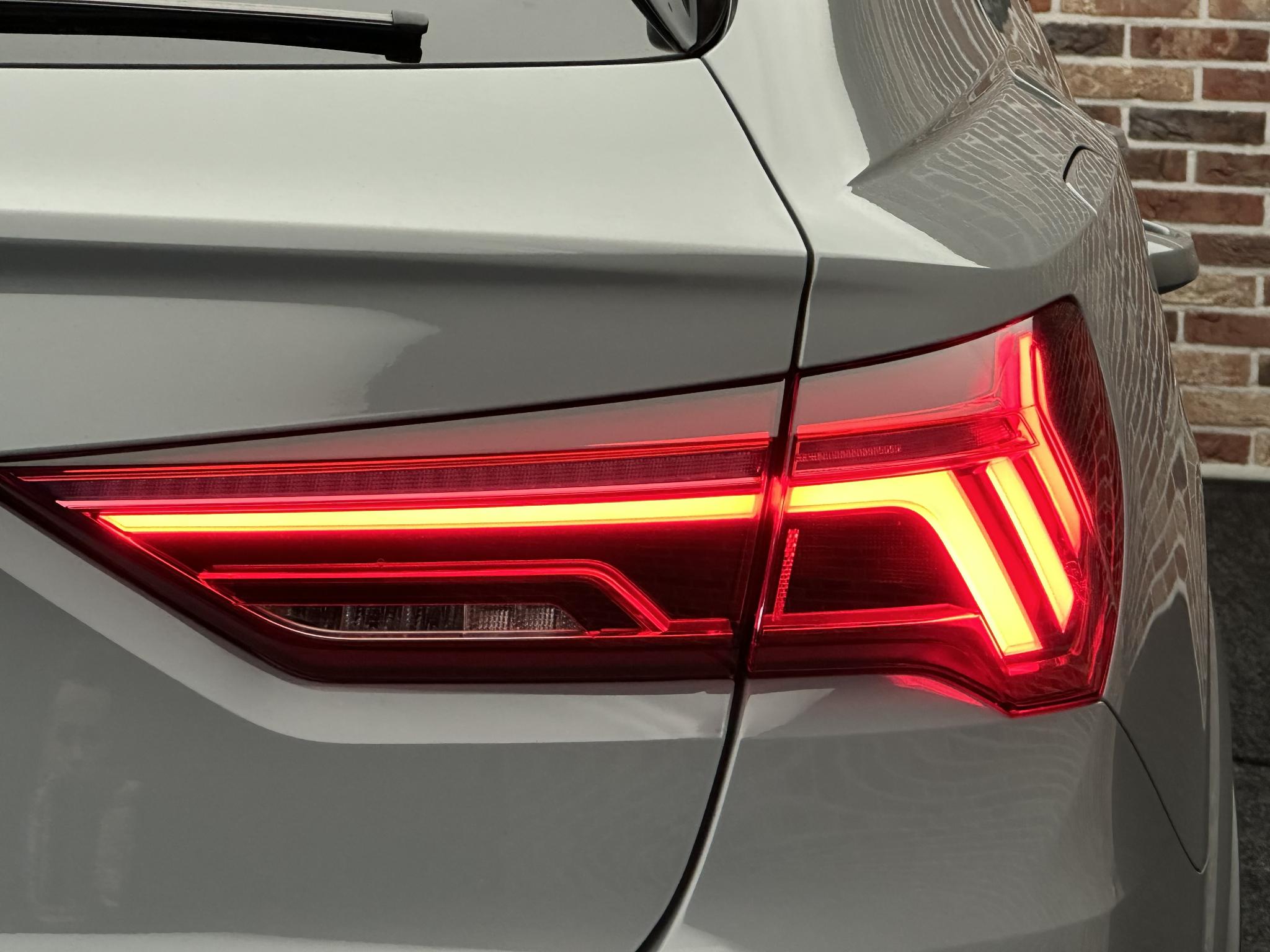 Foto van Audi RS Q3 Sportback