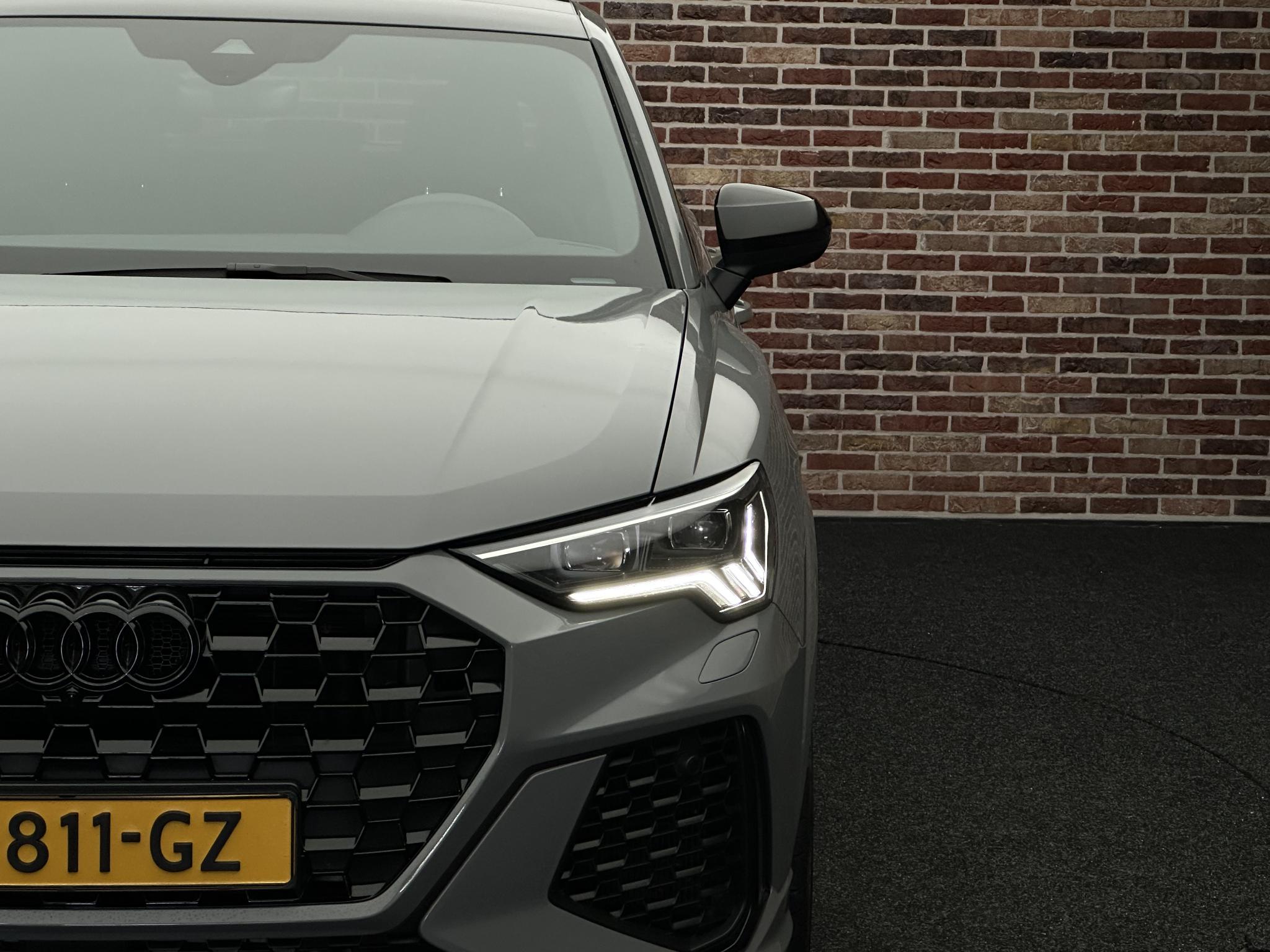 Foto van Audi RS Q3 Sportback