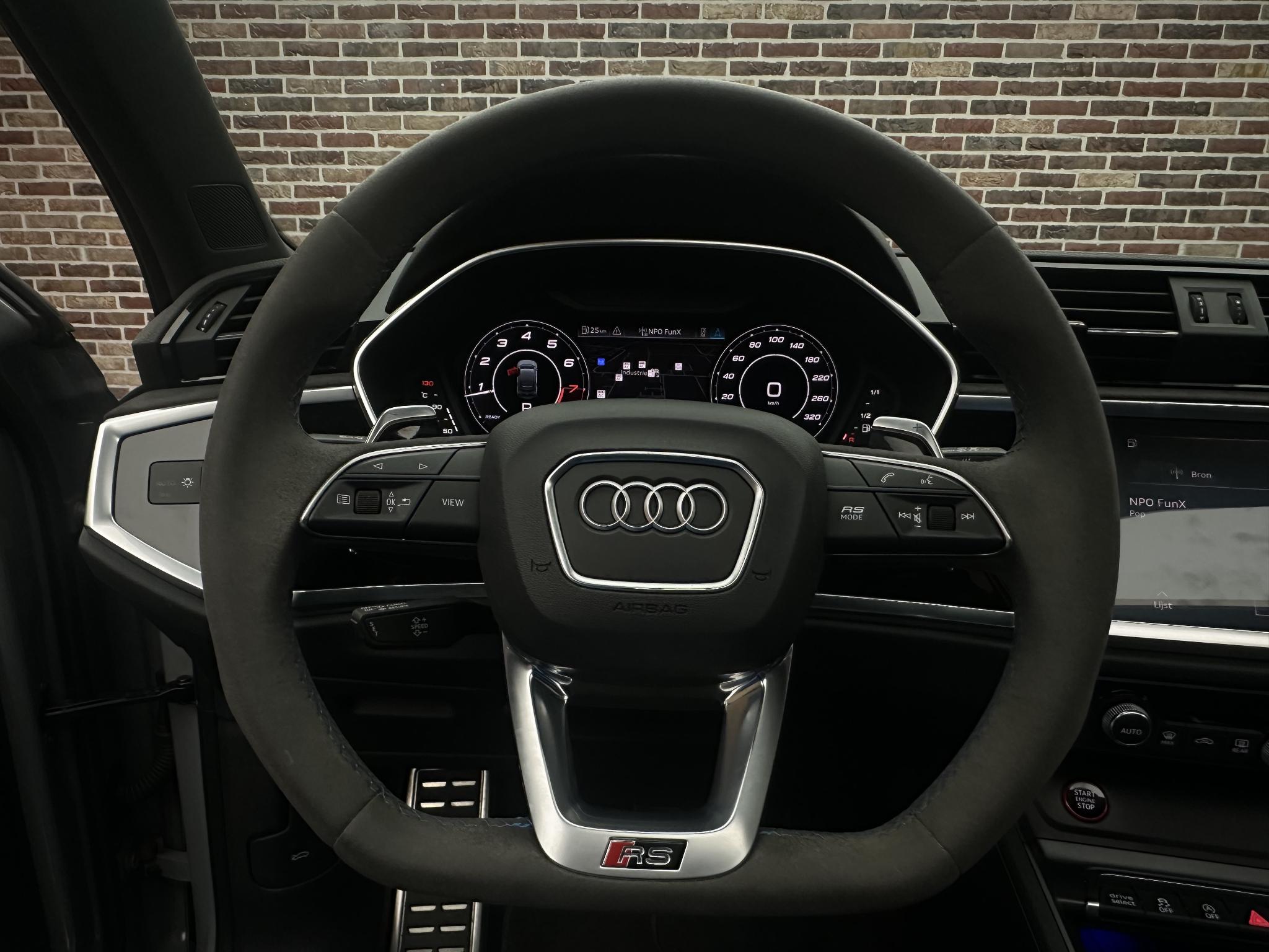 Foto van Audi RS Q3 Sportback