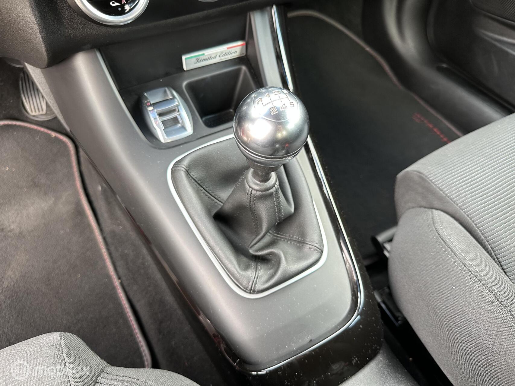 Foto van Alfa Romeo Alfa Giulietta