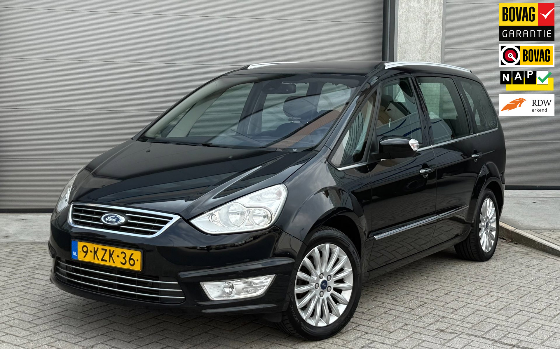 Ford Galaxy 1.6 SCTi Titanium 7p. 2013 Zwart AIRCO|NAVI|NAP 2013 - voorkant