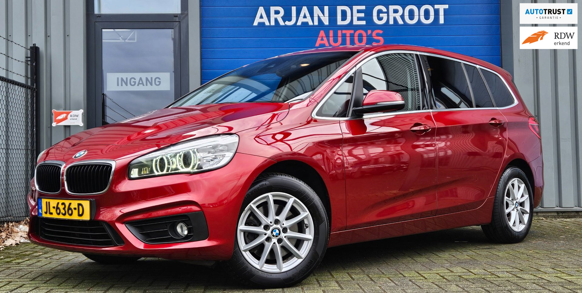 BMW 218i Gran Tourer 218i Executive 2016 - voorkant