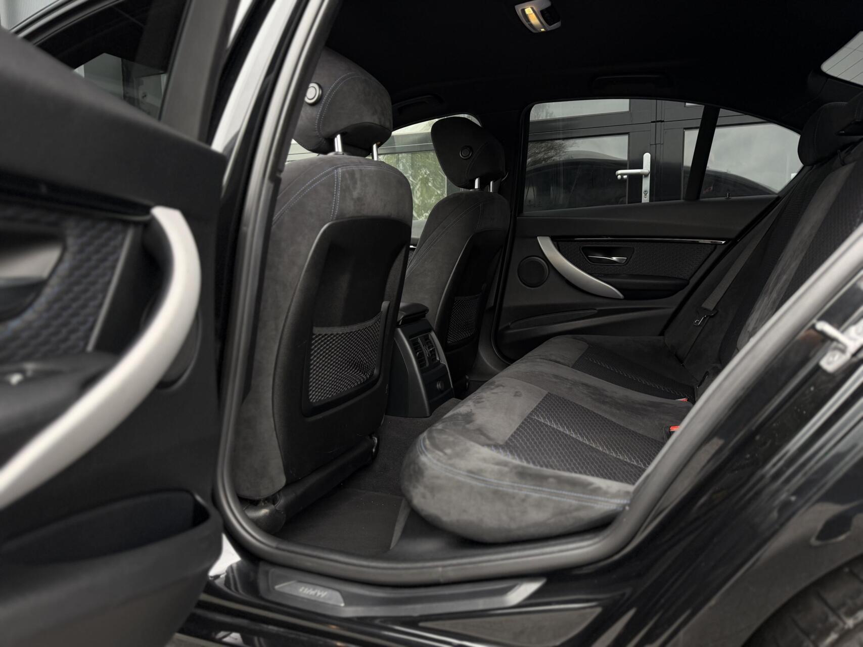 Foto van BMW 330e