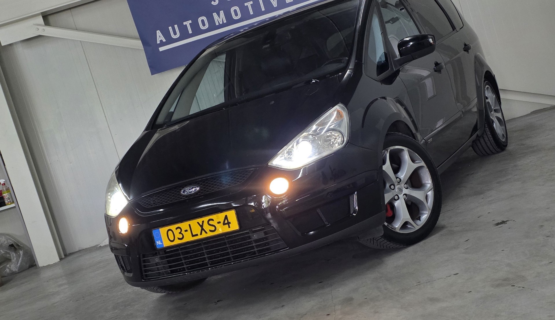 Foto van Ford S-max