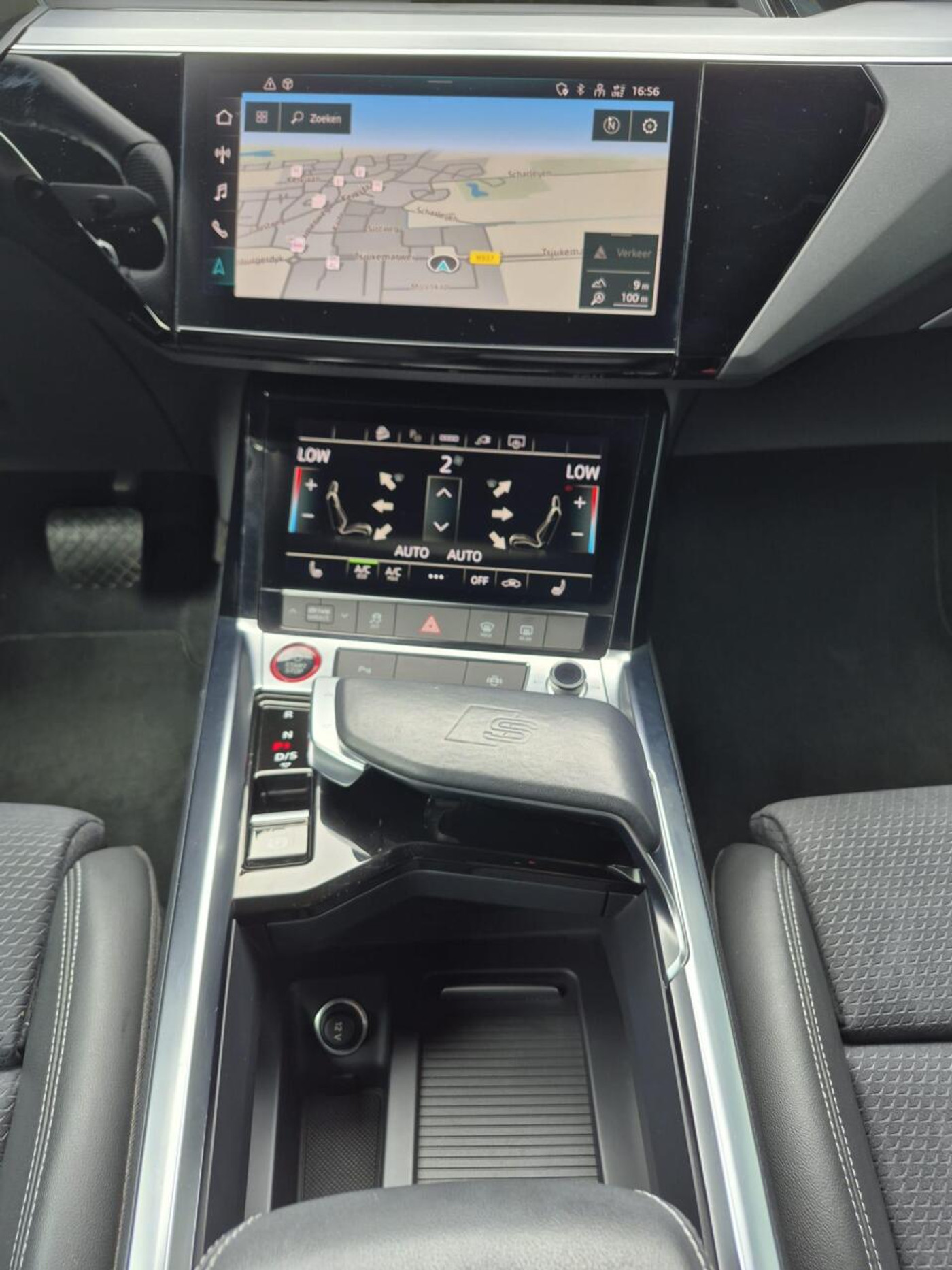 Foto van Audi E-tron S
