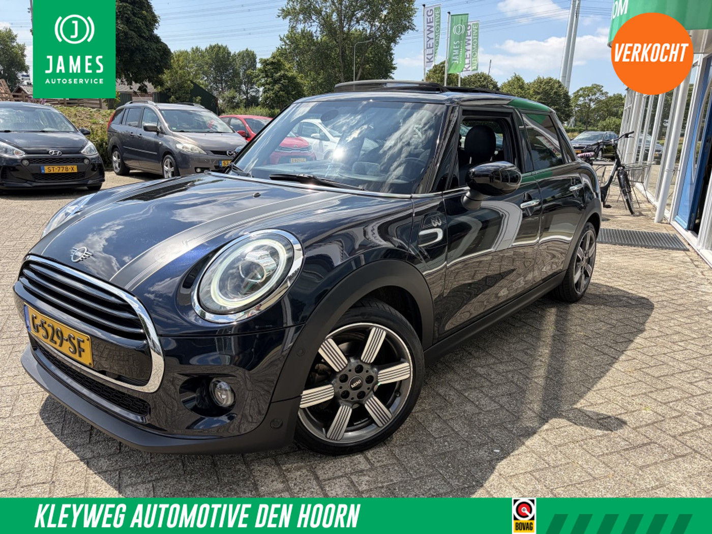 Mini Cooper 1.5 Cooper 60 Yr Ed. Aut, Nav, Pano, Caplay, Leder 2019 - voorkant