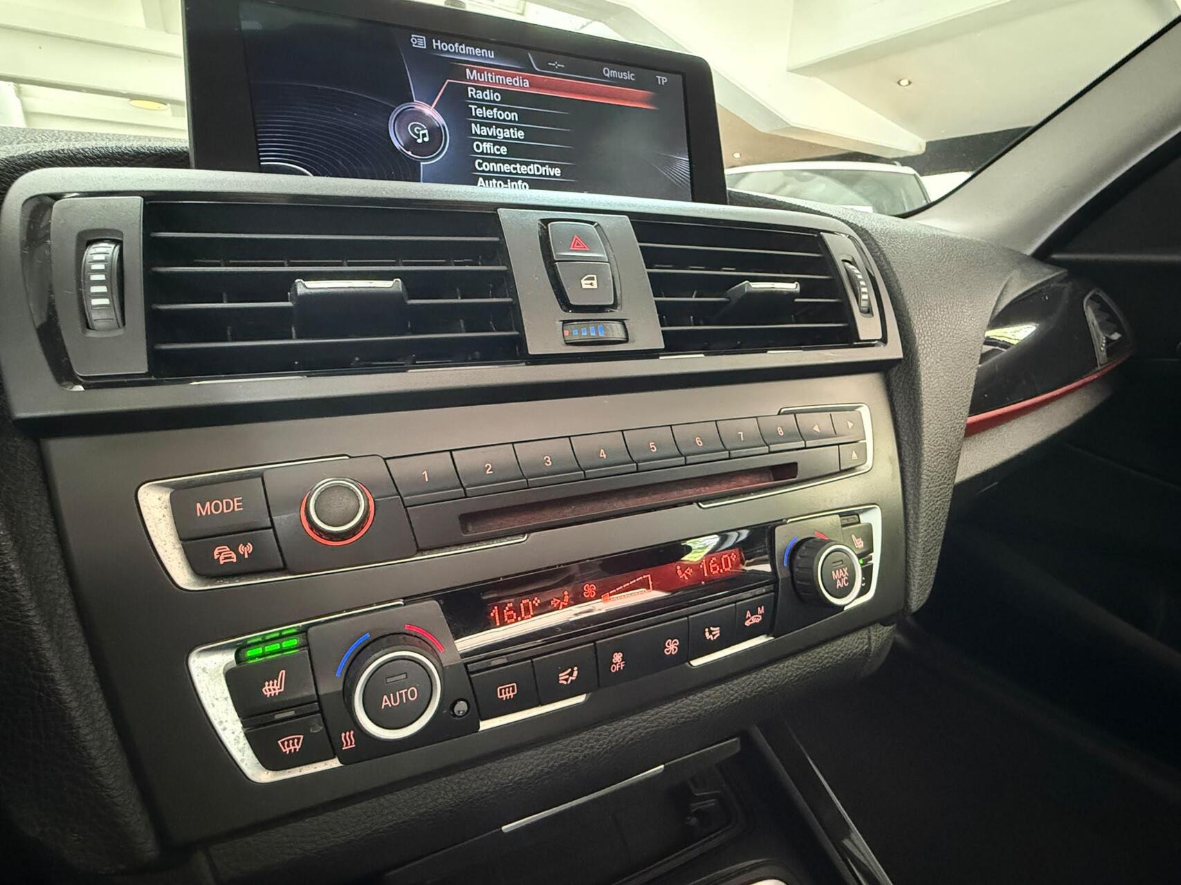 Foto van BMW 118i