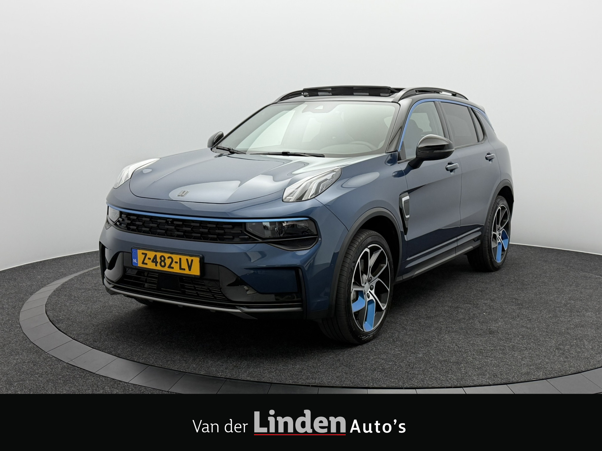 Lynk&co LYNK & Co 01 1.5 Plug-in Hybrid 261PK | 360° Camera | Zwarte Hemelbekleding | Panoramadak 2024 - voorkant