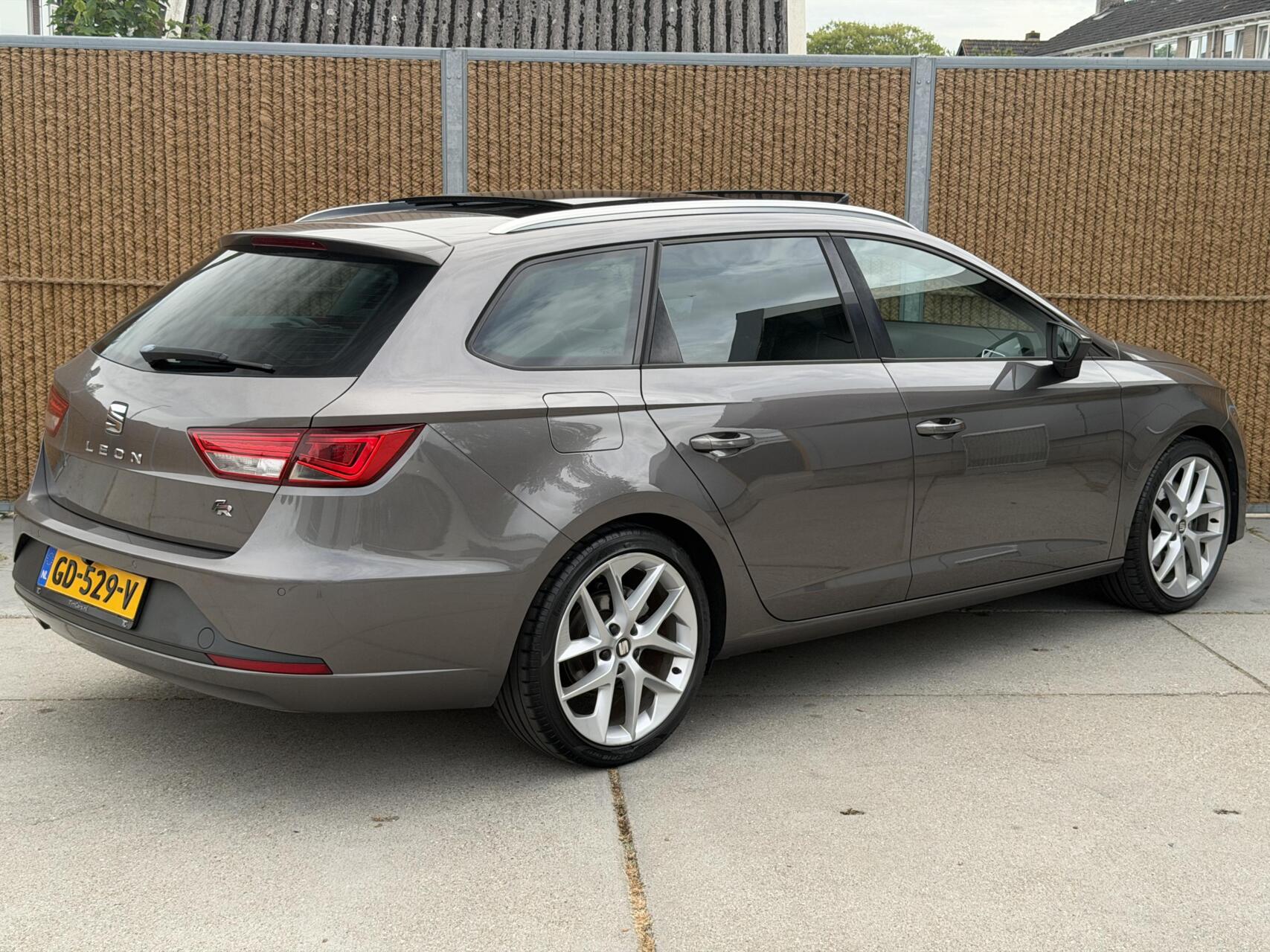 Foto van Seat Leon ST