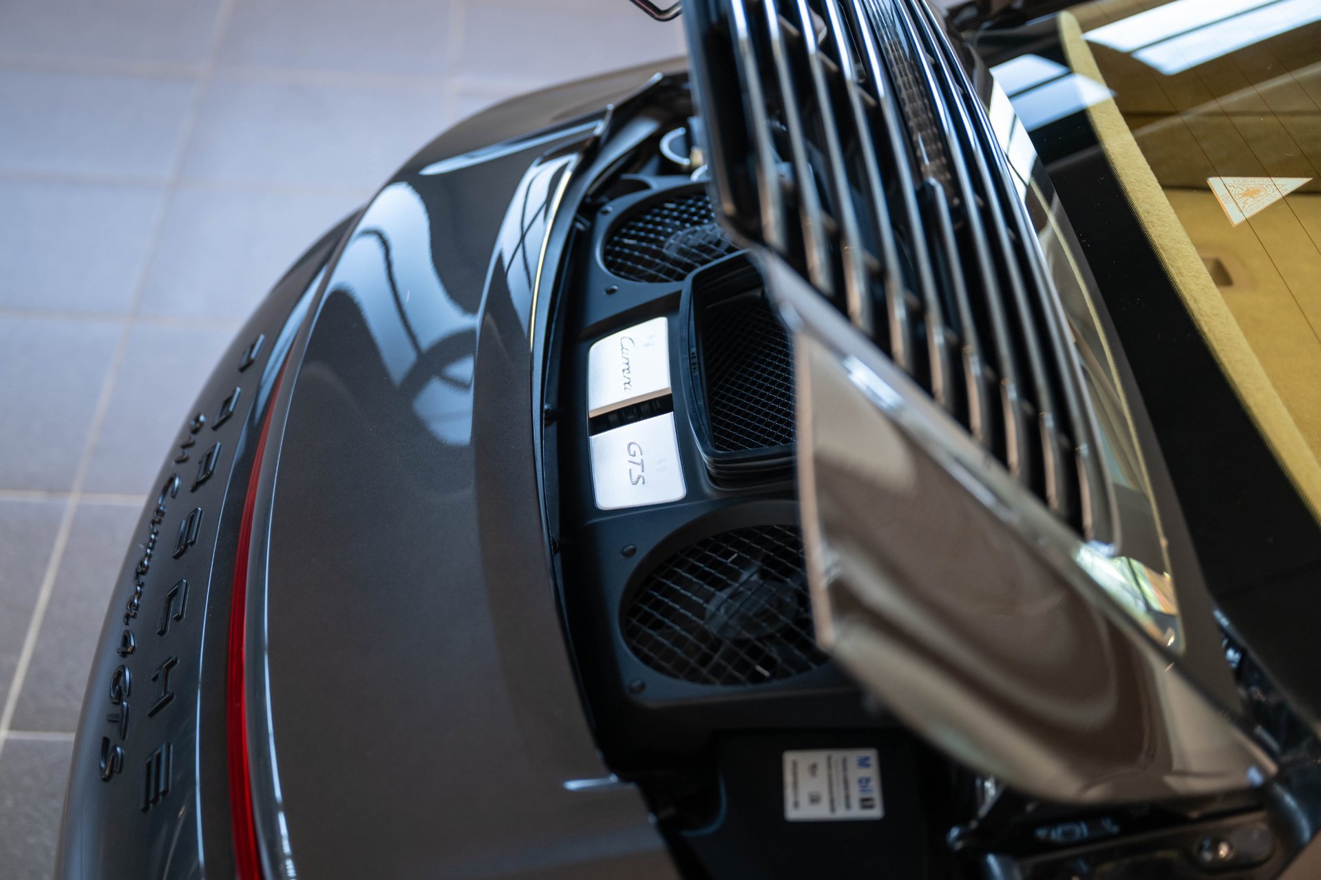 Foto van Porsche 911 Carrera 4 GTS