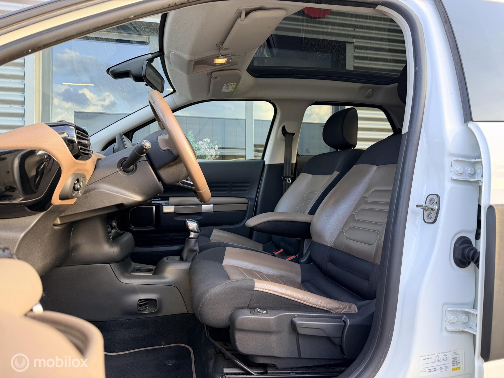 Foto van Citroen C4 Cactus