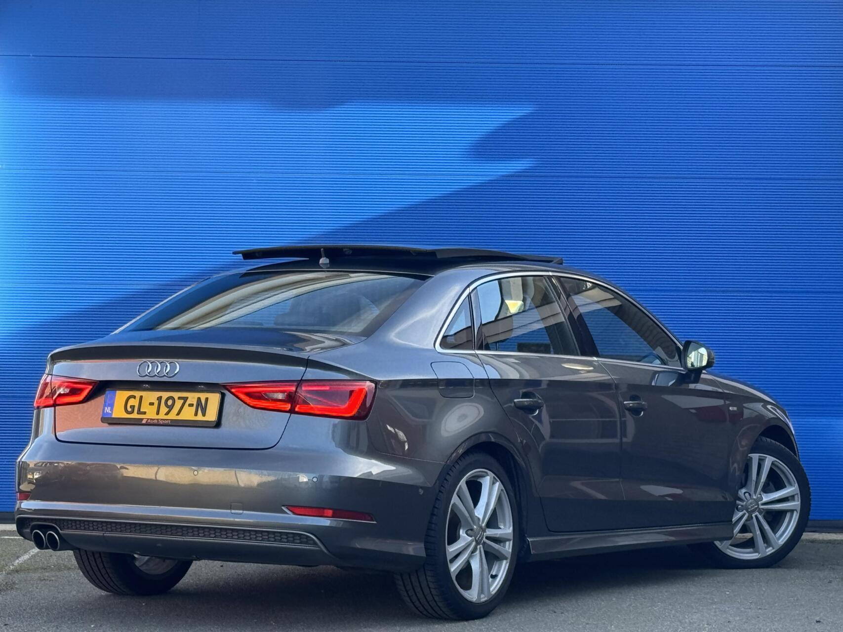 Foto van Audi A3 Limousine