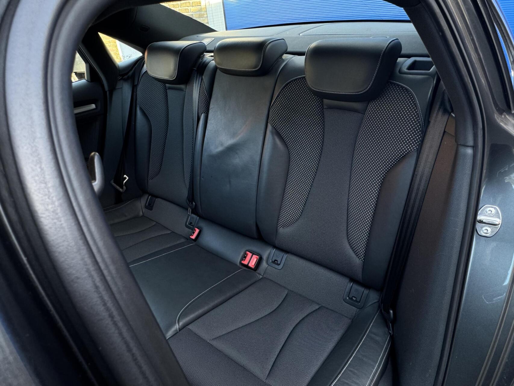 Foto van Audi A3 Limousine